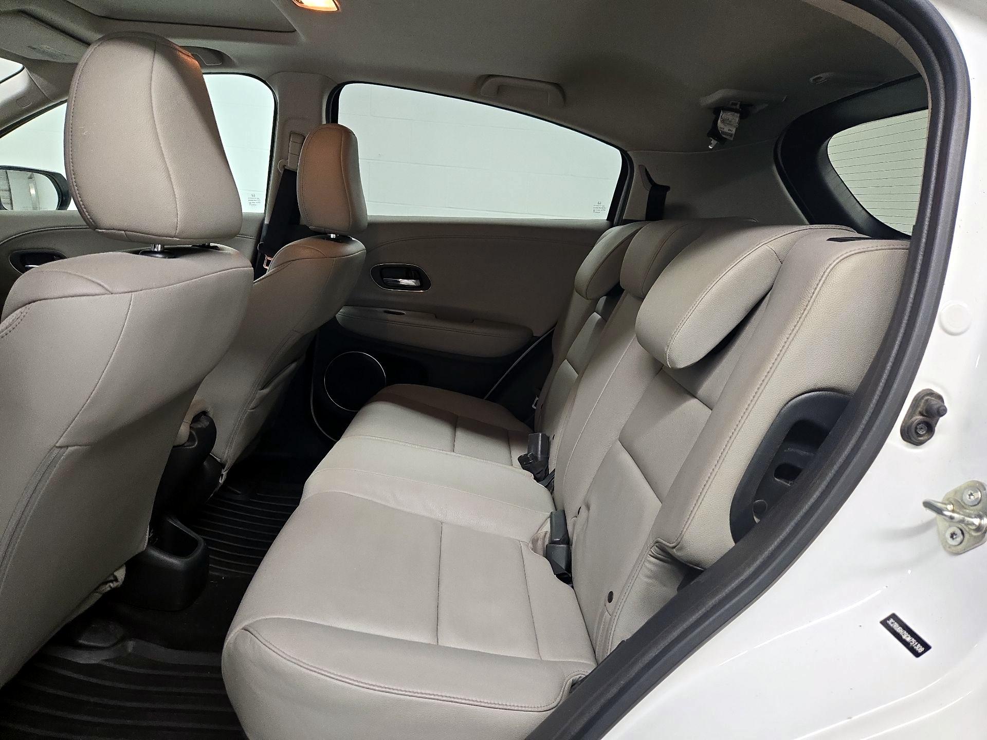 Thumbnail: 2016 Honda HR-V - 20