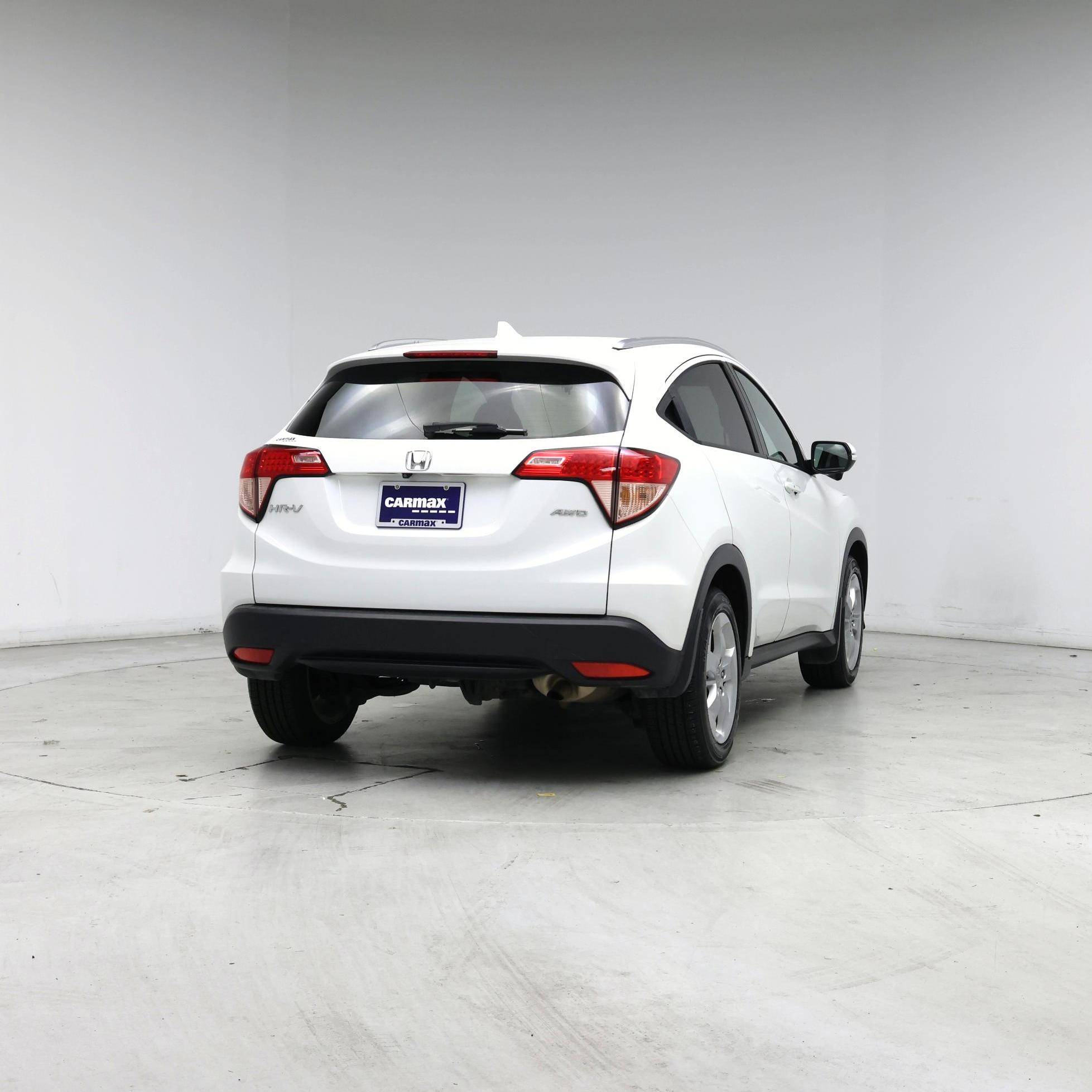 Thumbnail: 2016 Honda HR-V - 8