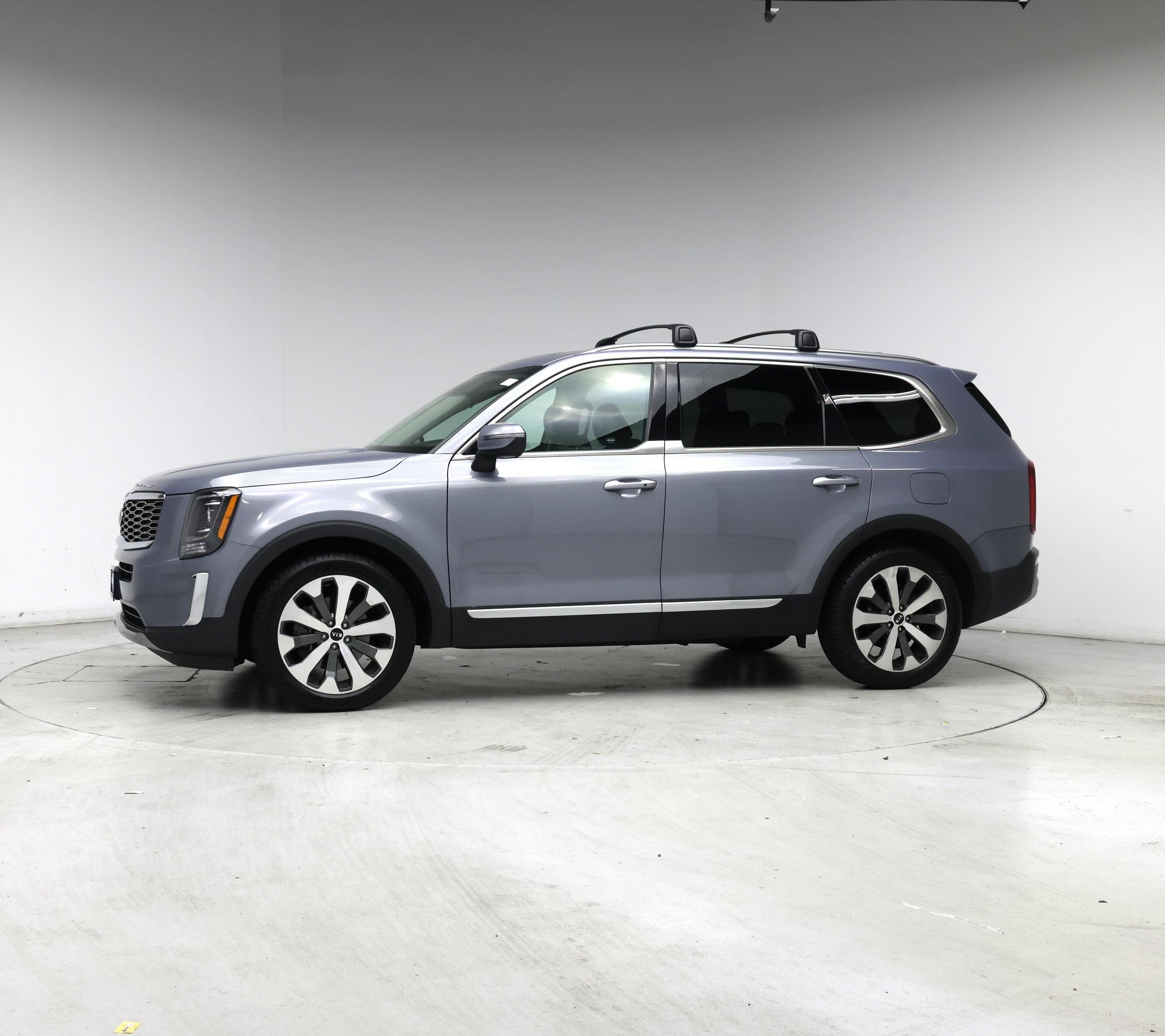 Thumbnail: 2020 Kia Telluride - 3