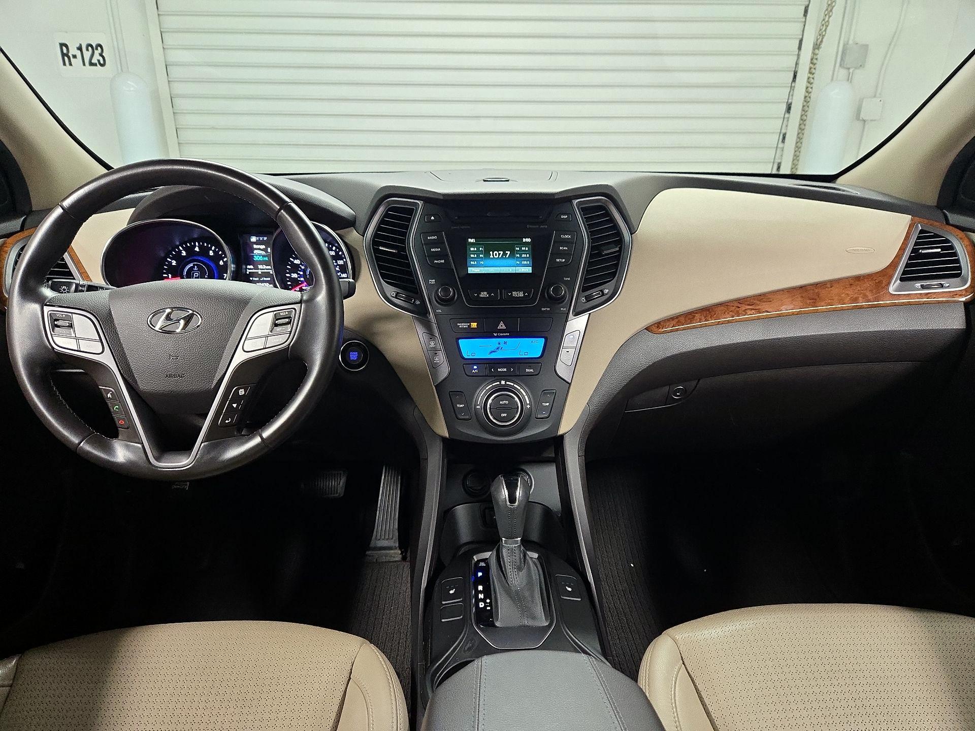 Thumbnail: 2013 Hyundai Santa Fe - 9
