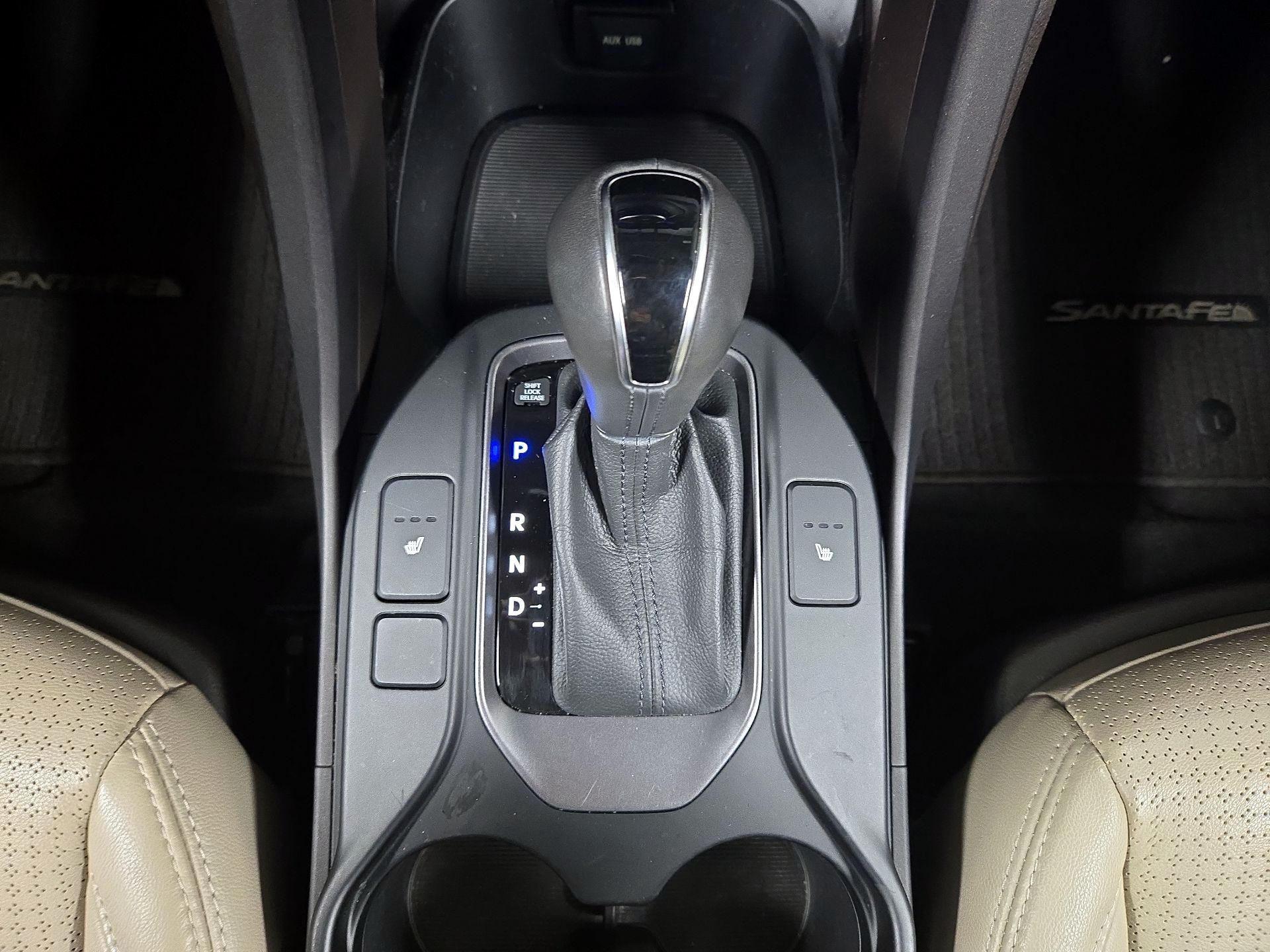 Thumbnail: 2013 Hyundai Santa Fe - 17