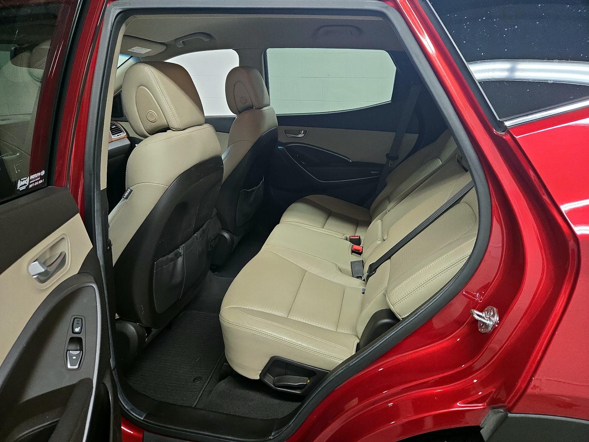 Thumbnail: 2013 Hyundai Santa Fe - 19