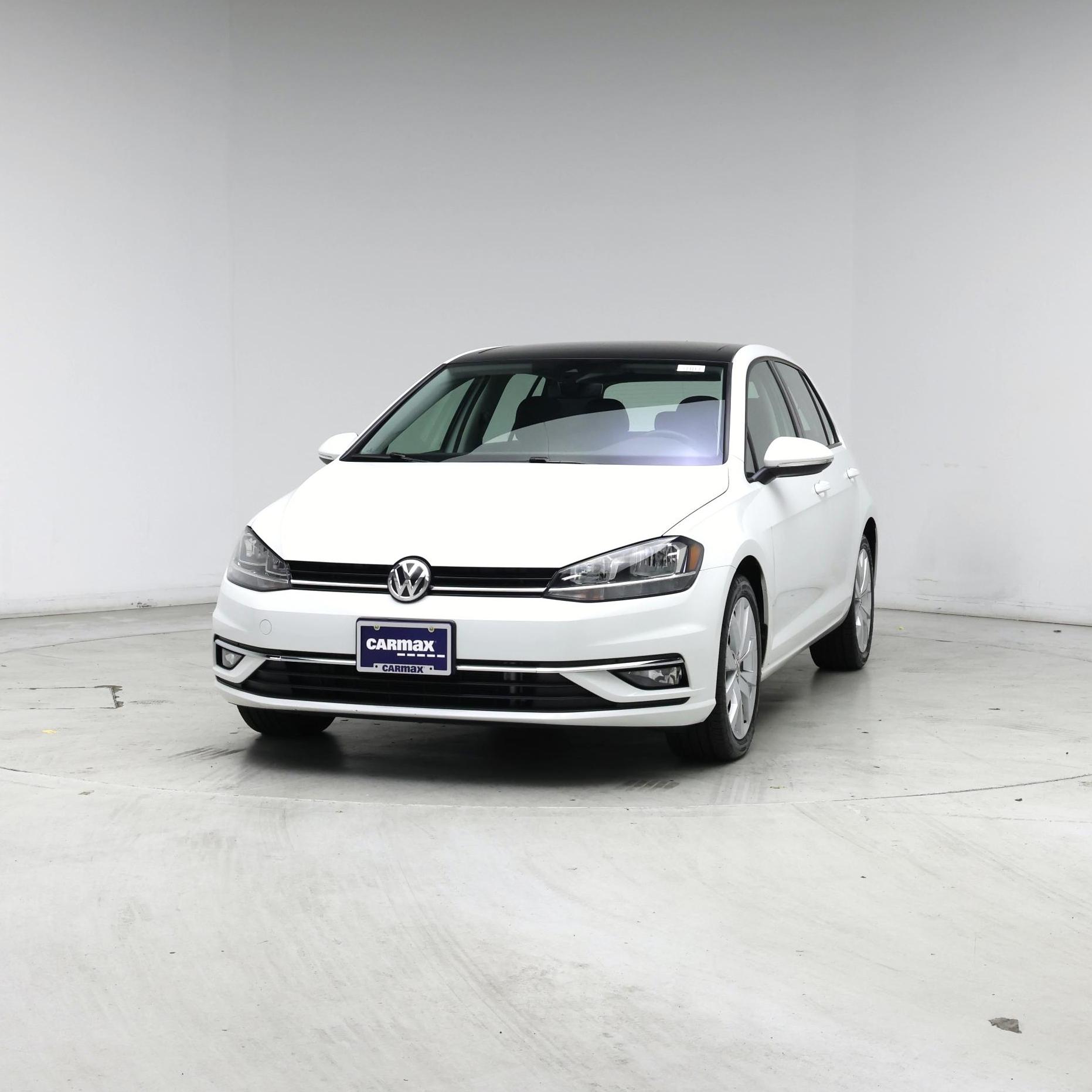 Thumbnail: 2019 Volkswagen Golf - 4