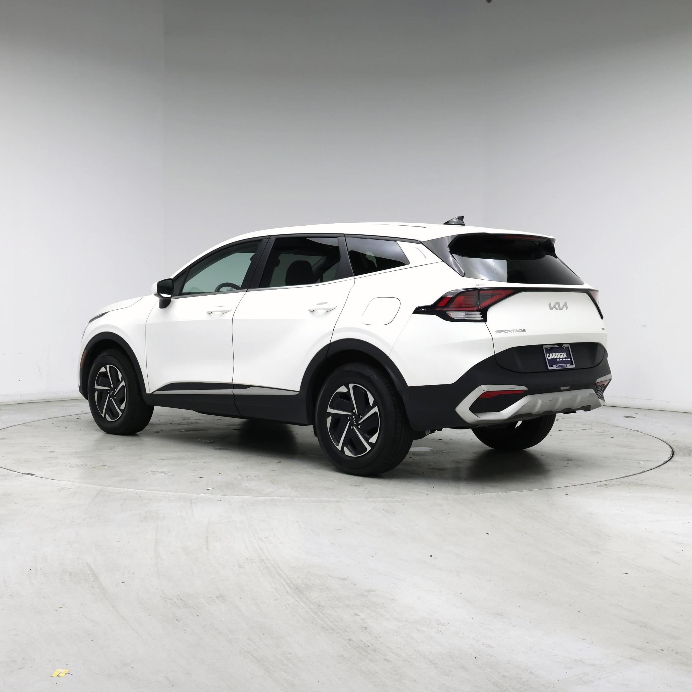 Thumbnail: 2023 Kia Sportage - 2