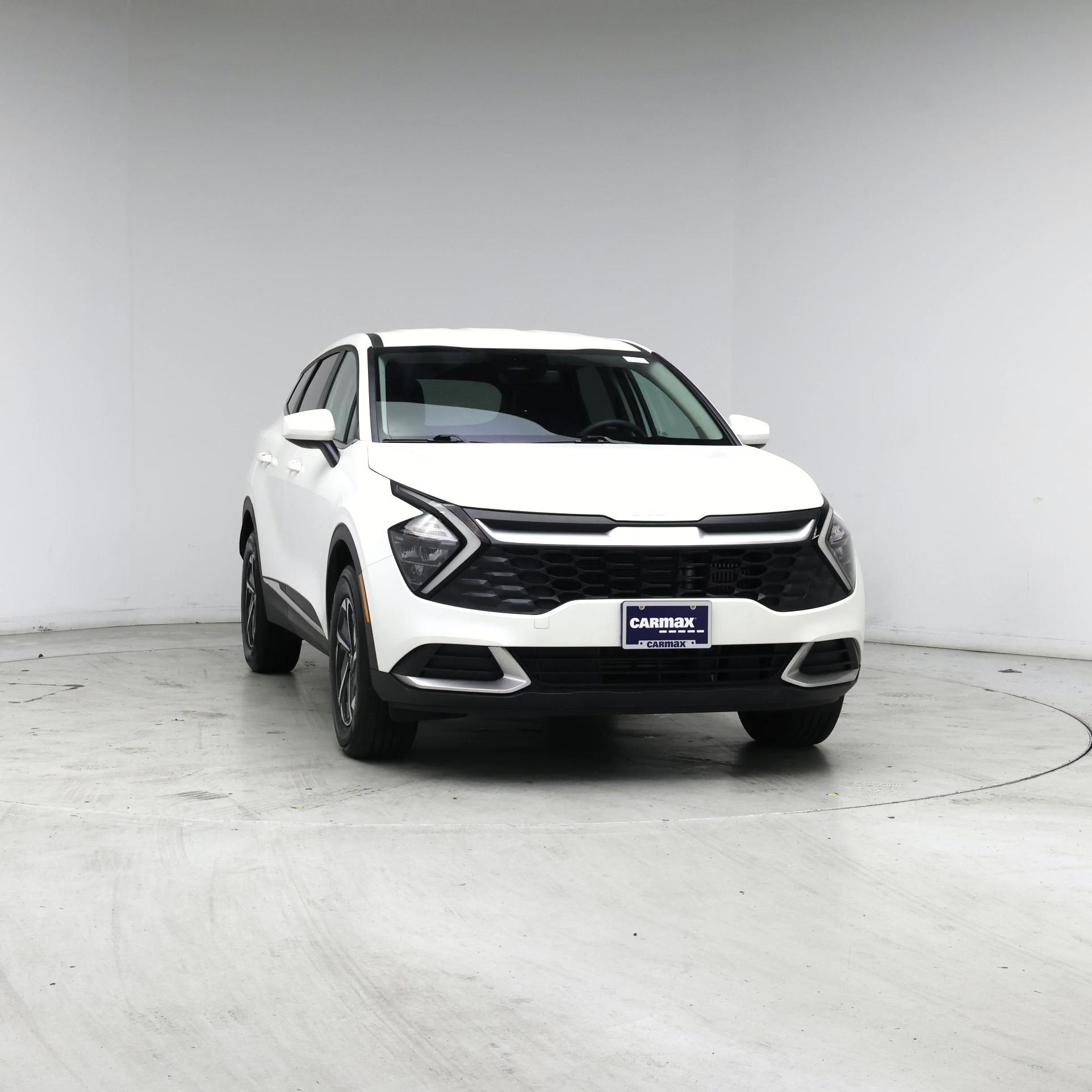 Thumbnail: 2023 Kia Sportage - 5