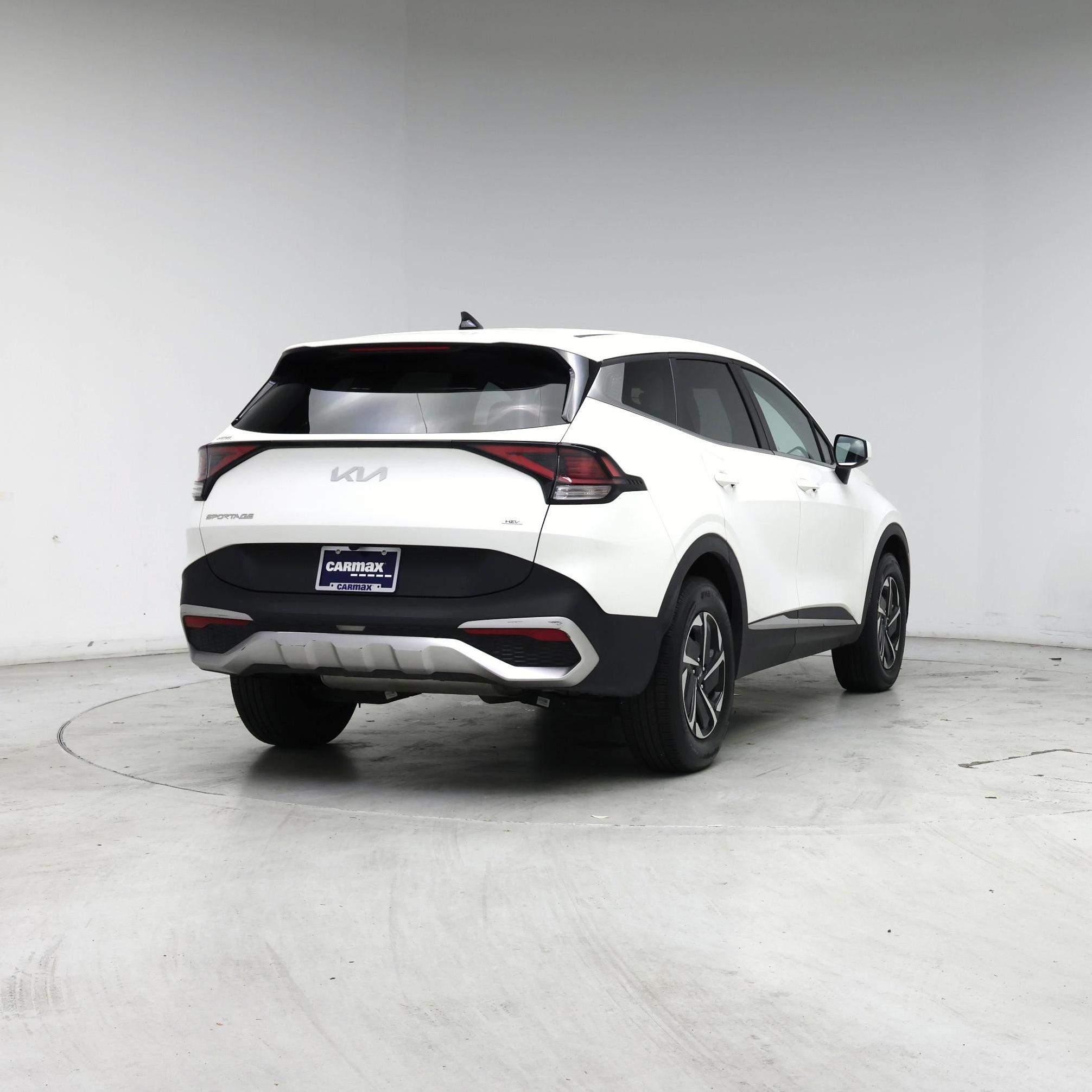 Thumbnail: 2023 Kia Sportage - 8