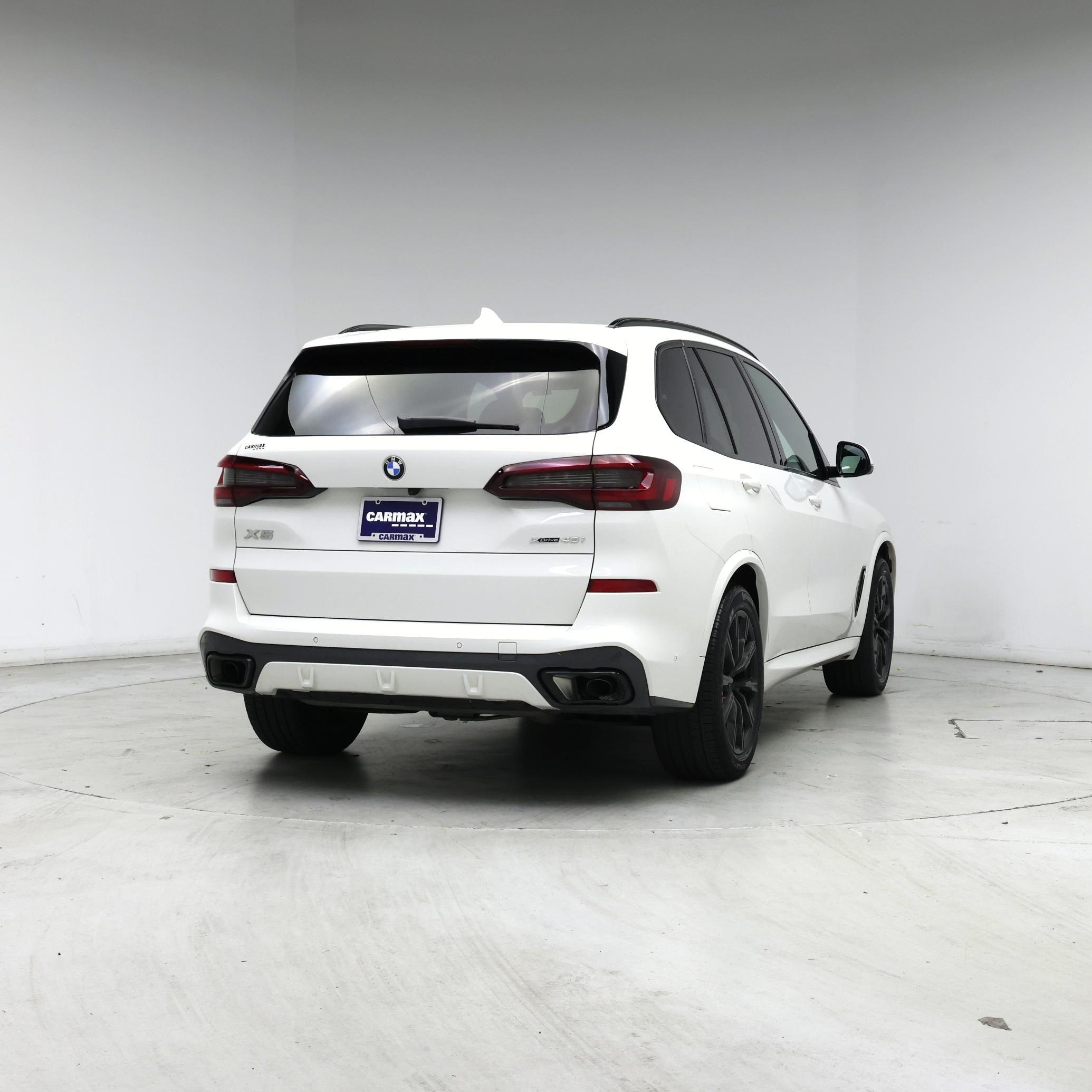 Thumbnail: 2021 BMW X5 - 8
