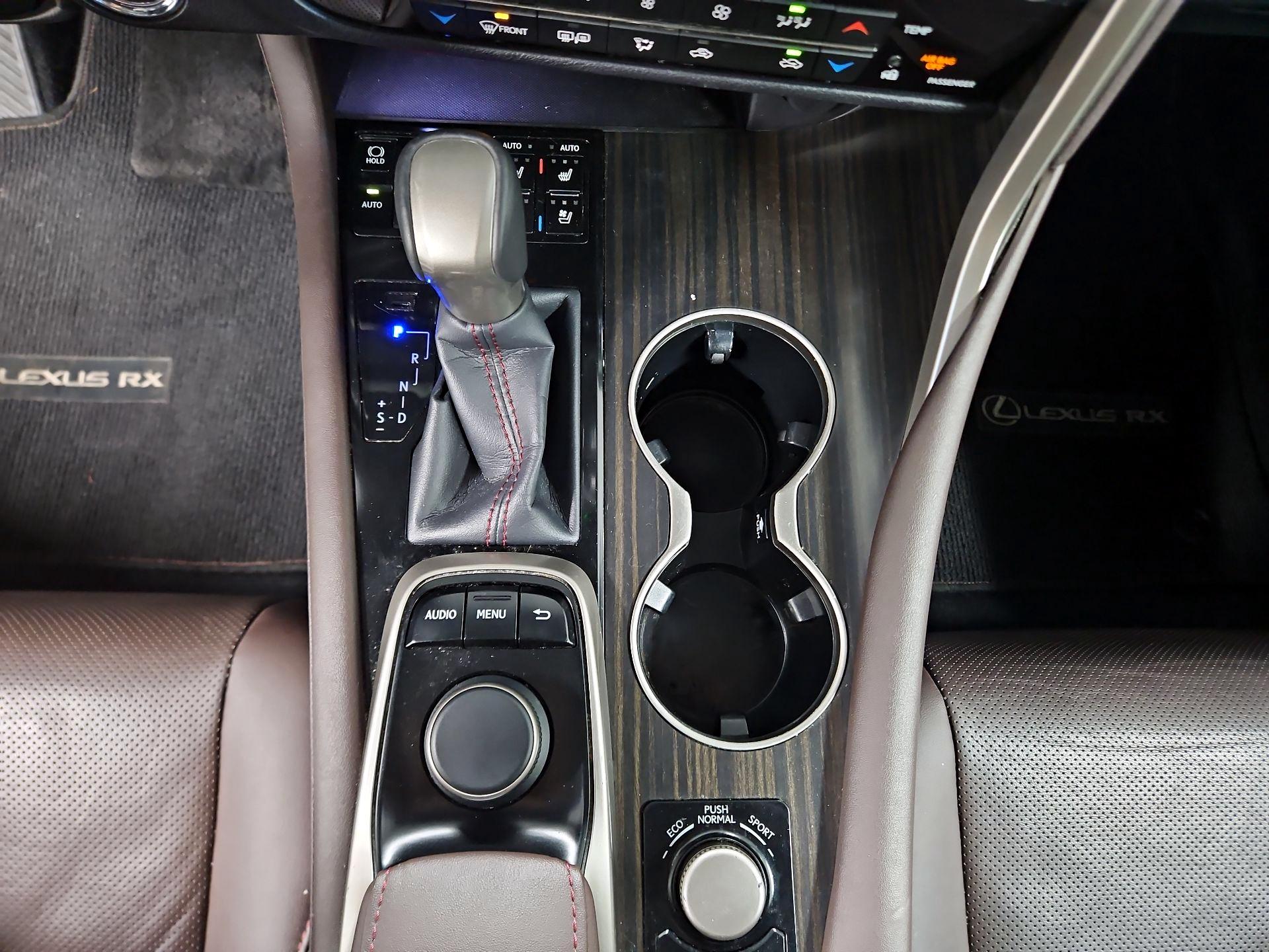 Thumbnail: 2016 Lexus RX - 17