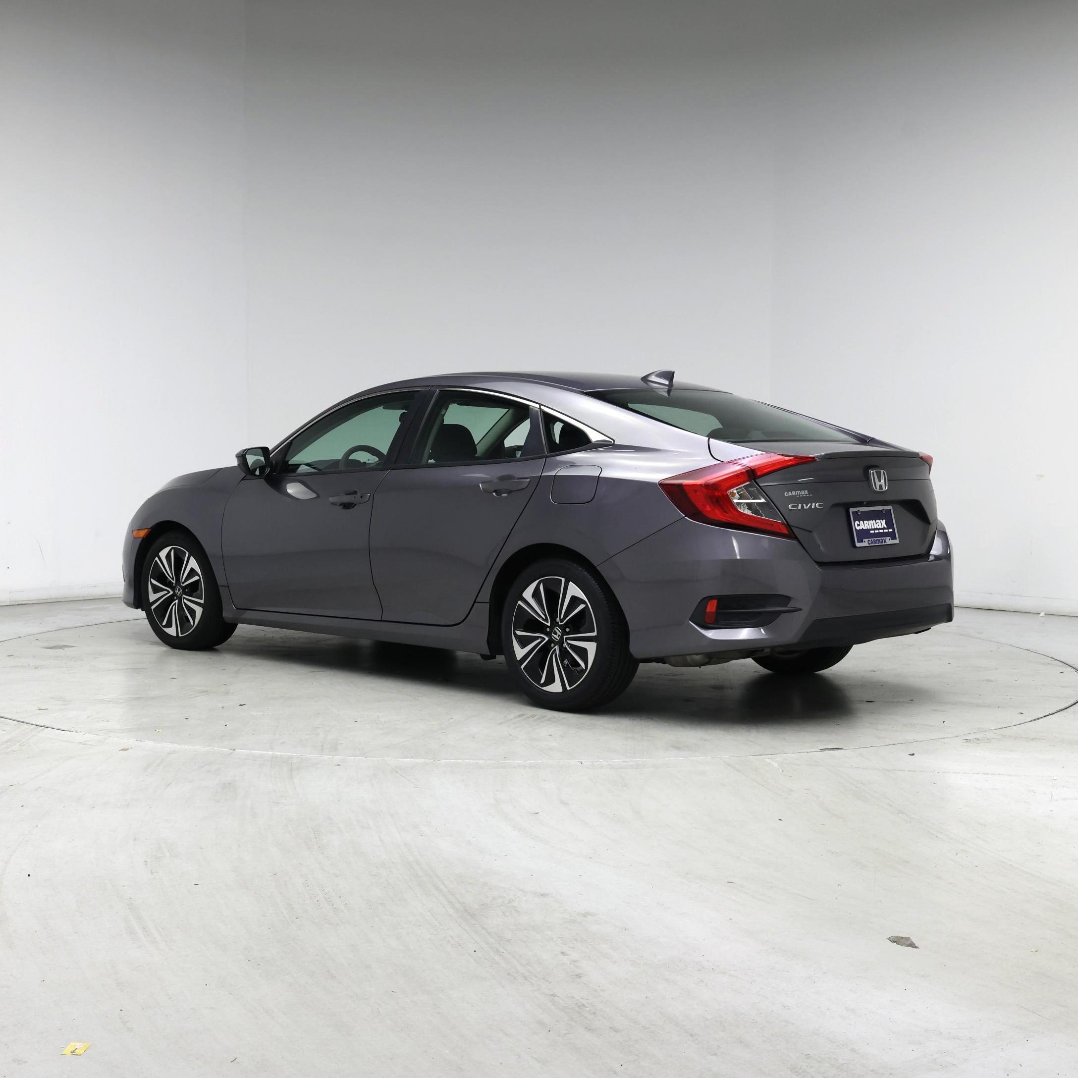 Thumbnail: 2017 Honda Civic - 2