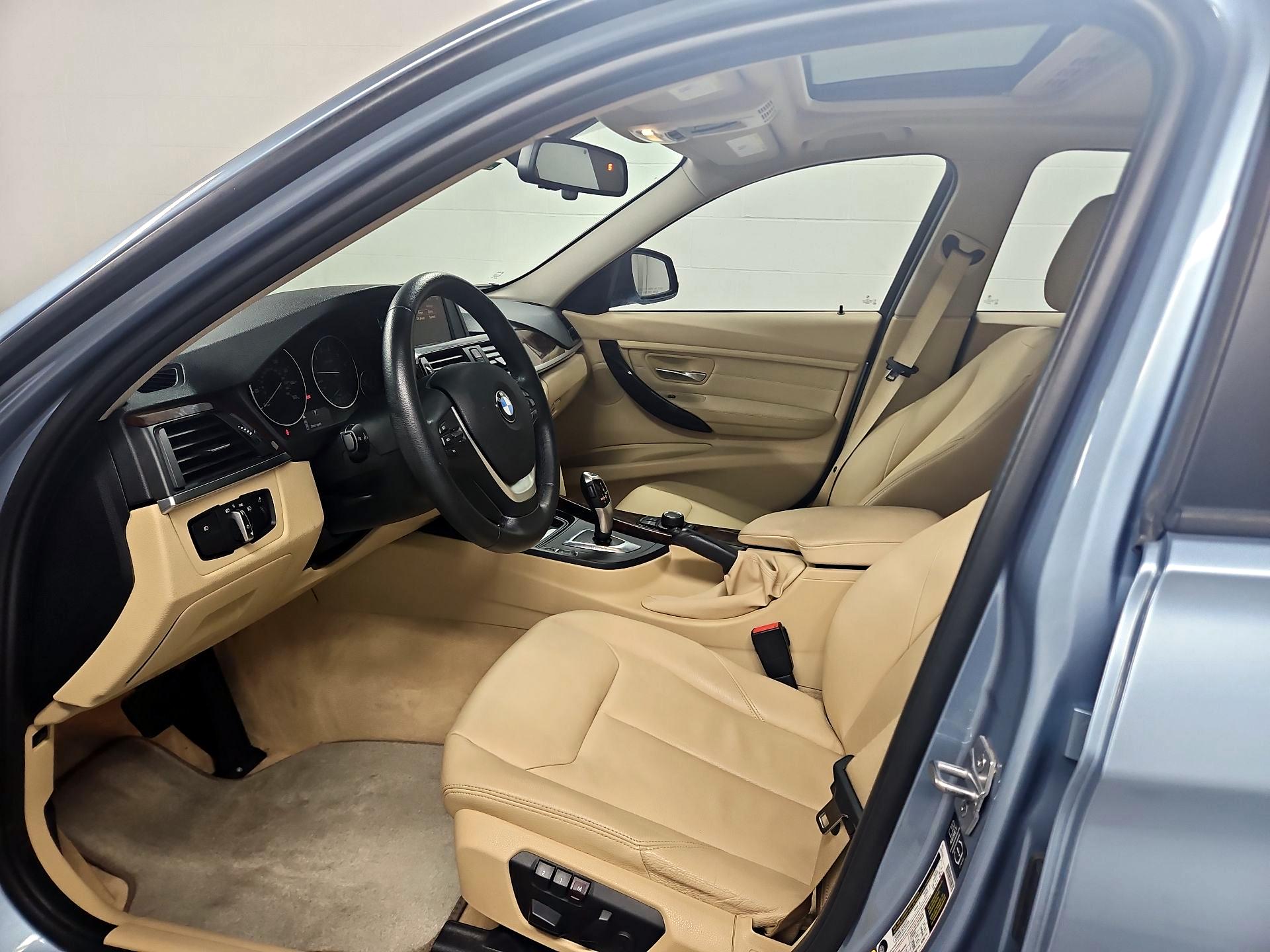 Thumbnail: 2014 BMW 3 Series - 11