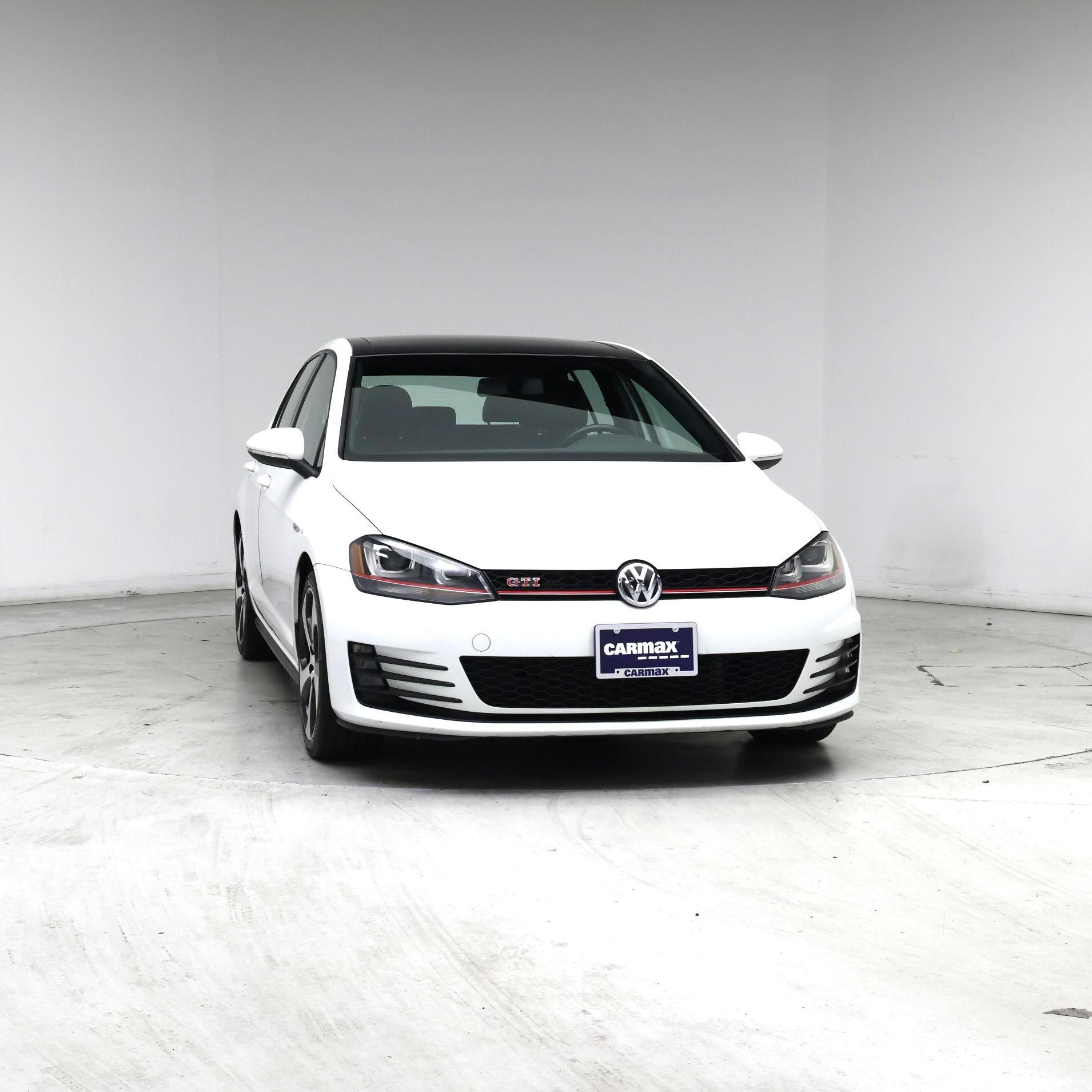 Thumbnail: 2017 Volkswagen Golf - 5