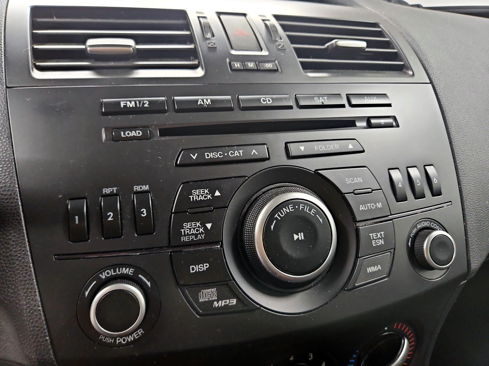 Thumbnail: 2013 Mazda Mazda3 - 14