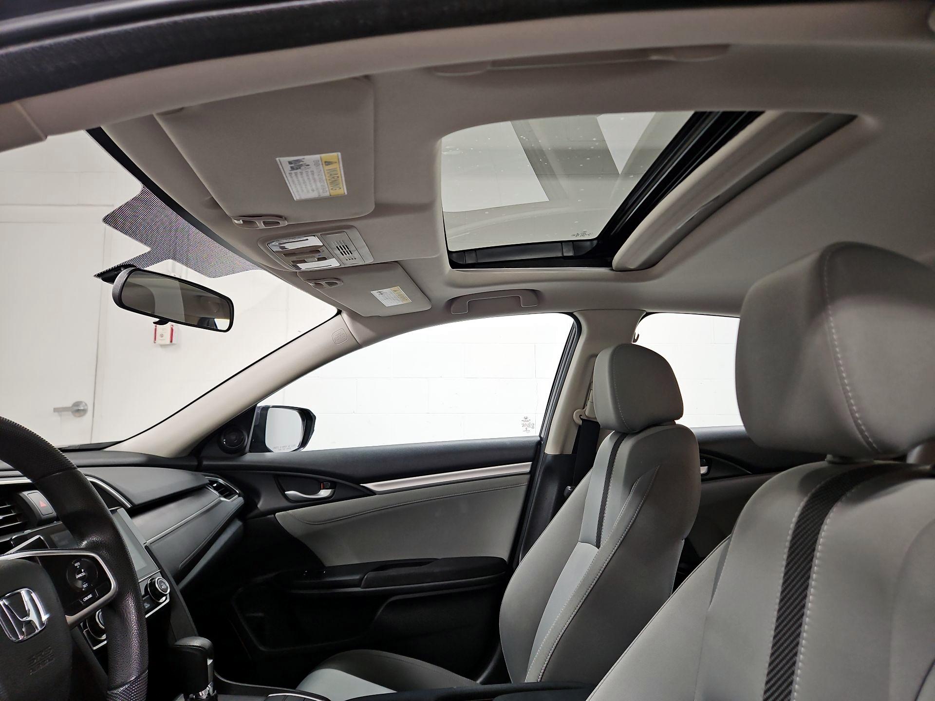 Thumbnail: 2016 Honda Civic - 19