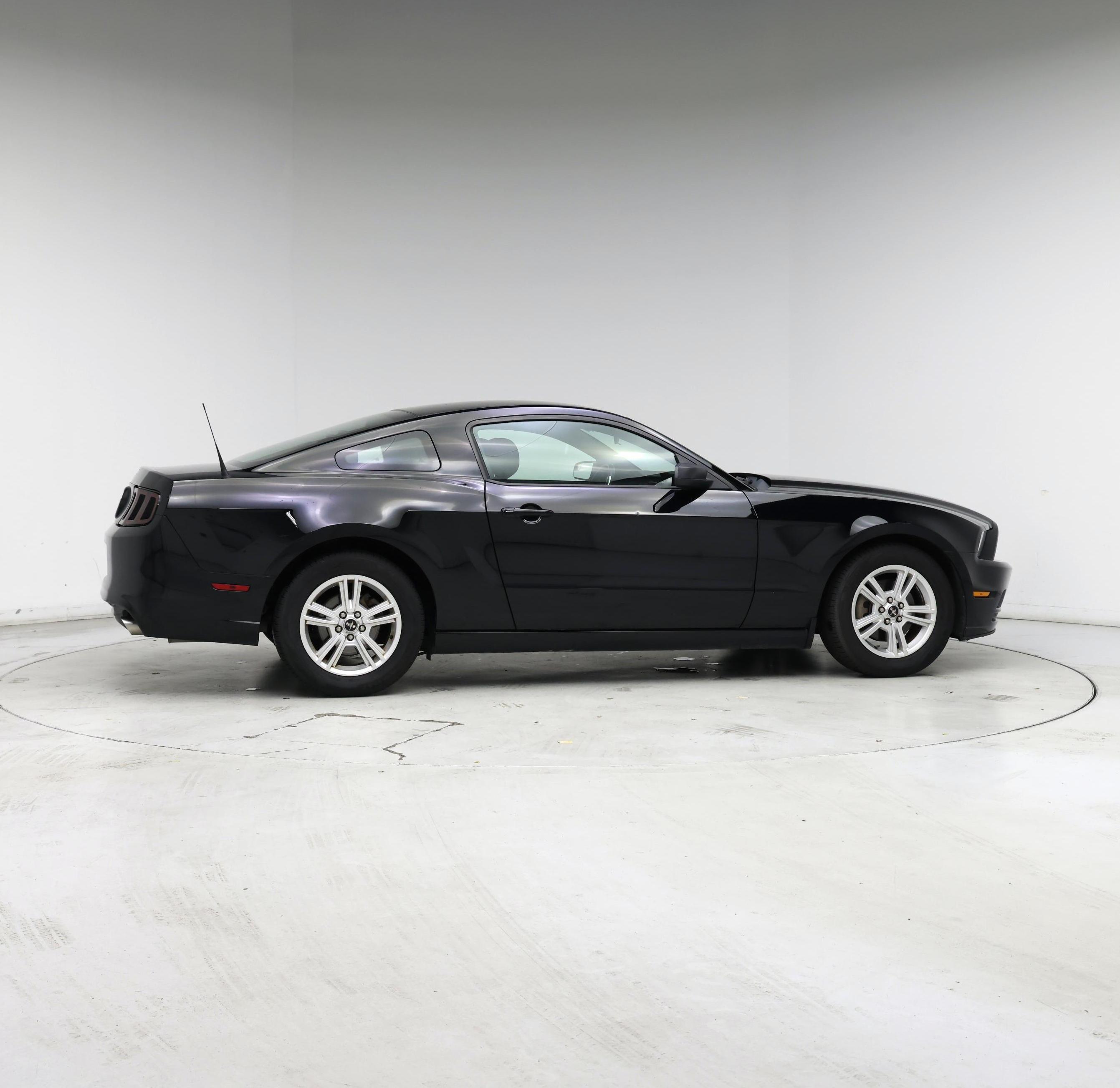 Thumbnail: 2014 Ford Mustang - 7