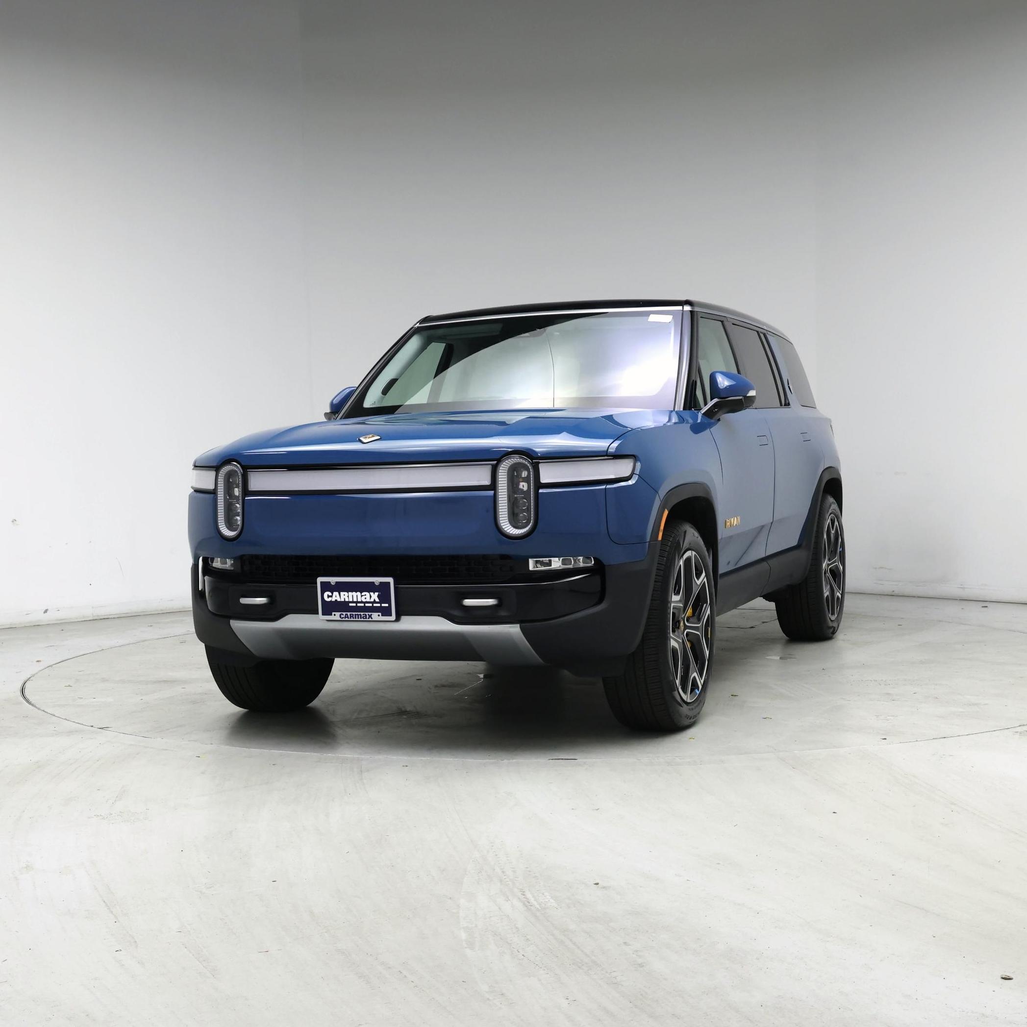 Thumbnail: 2024 Rivian R1S - 4