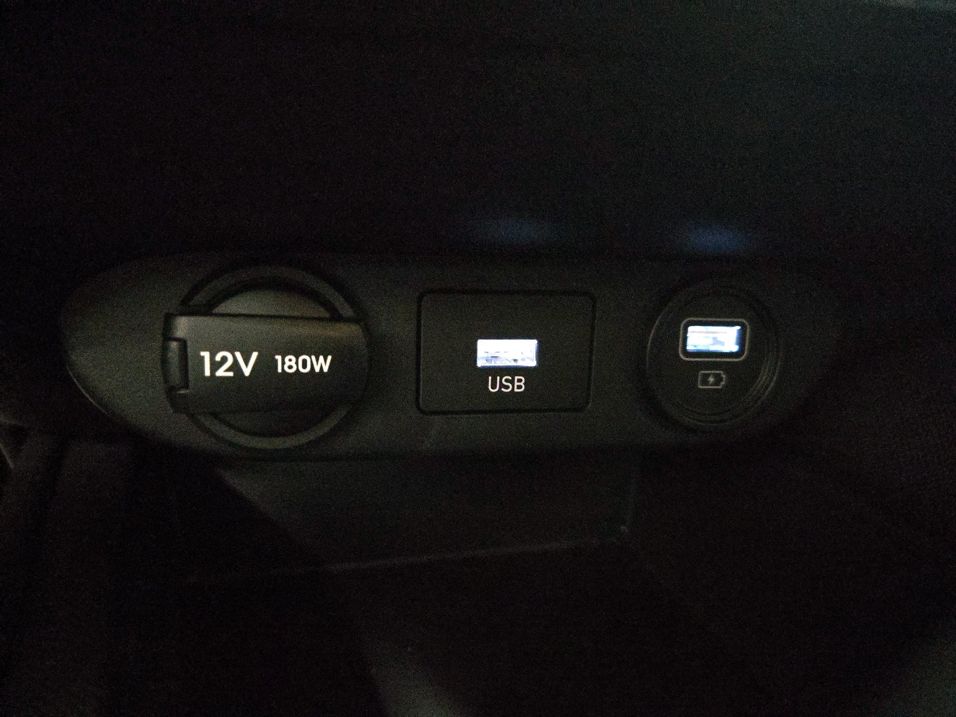 Thumbnail: 2023 Hyundai Elantra - 18