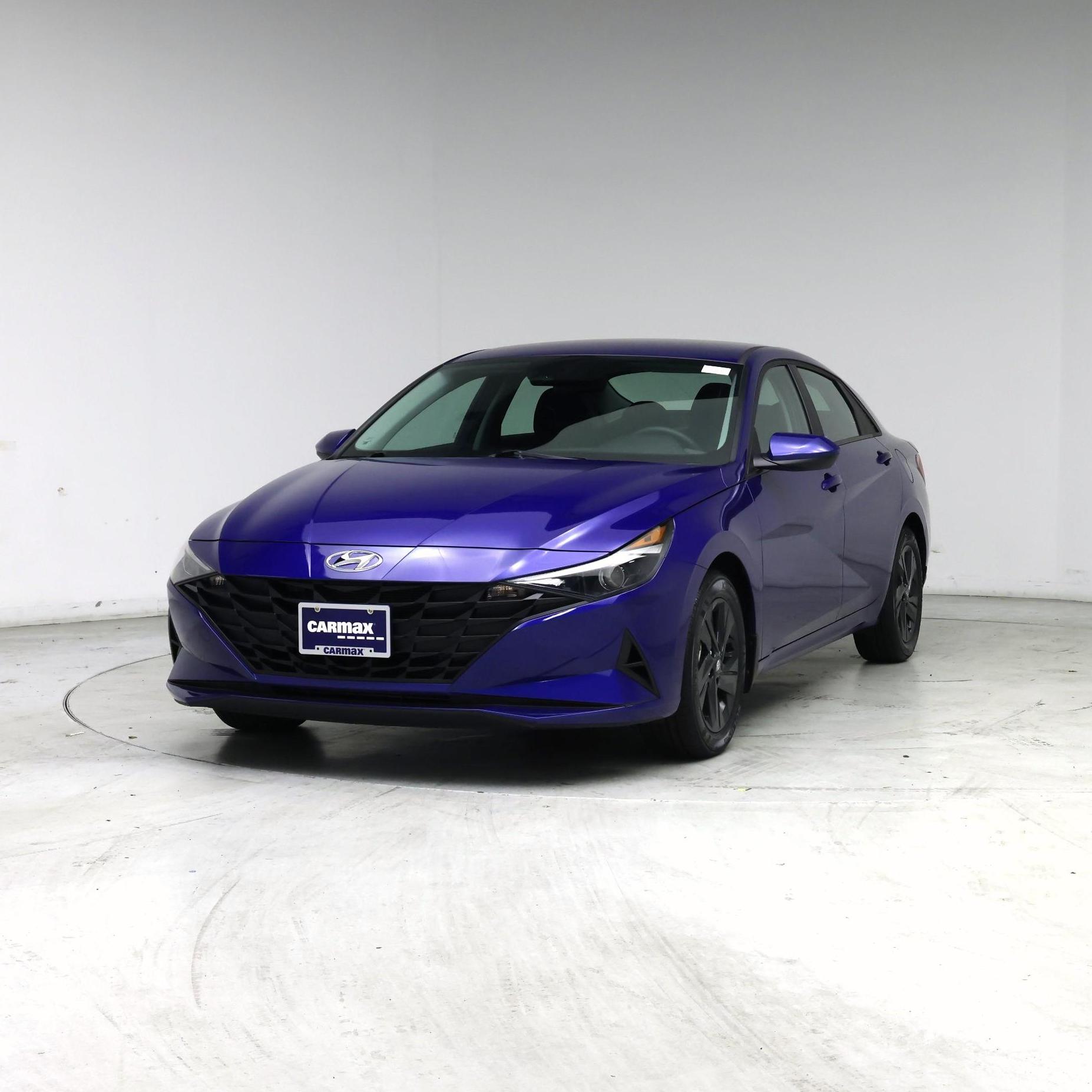 Thumbnail: 2023 Hyundai Elantra - 4