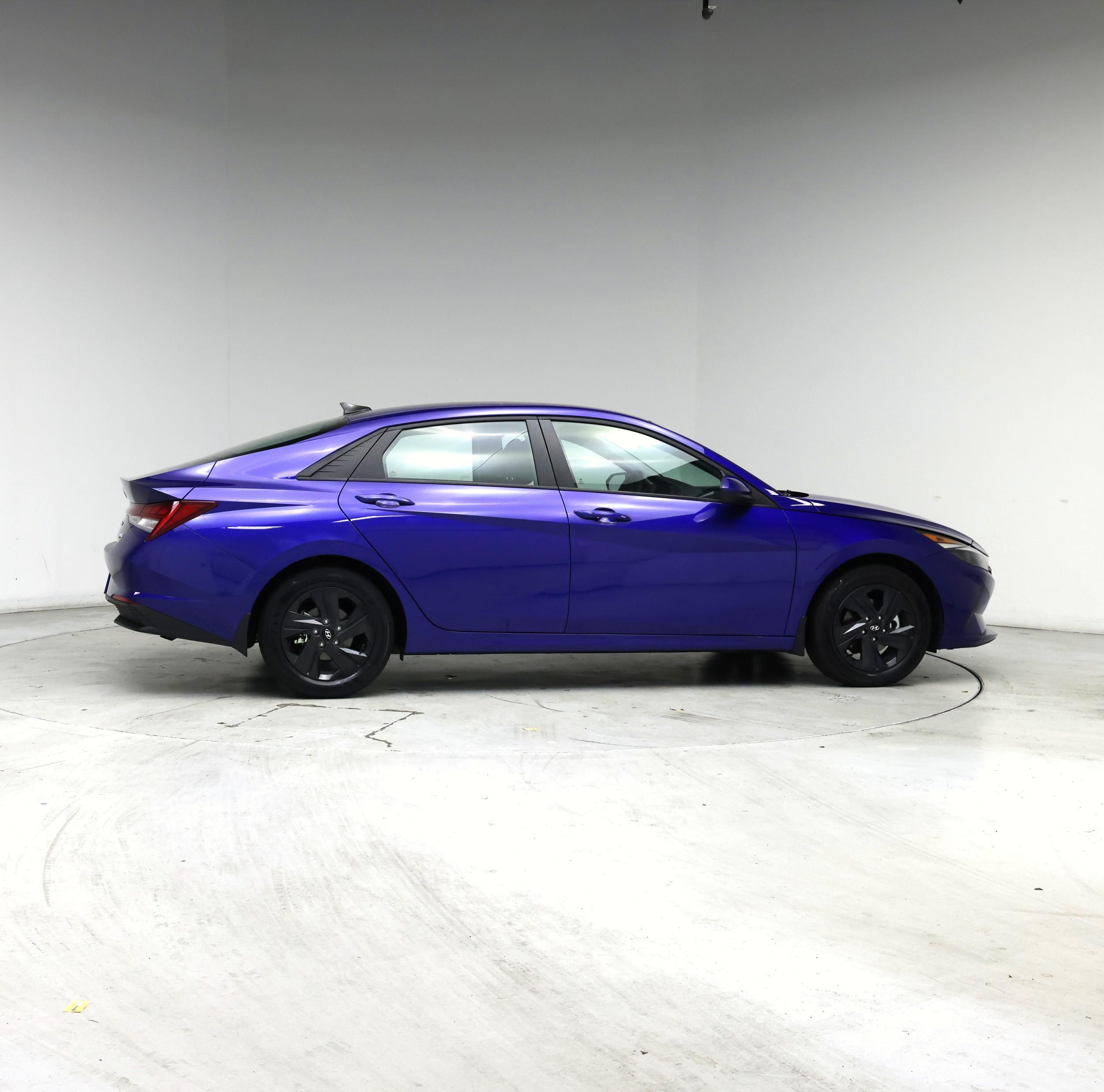 Thumbnail: 2023 Hyundai Elantra - 7