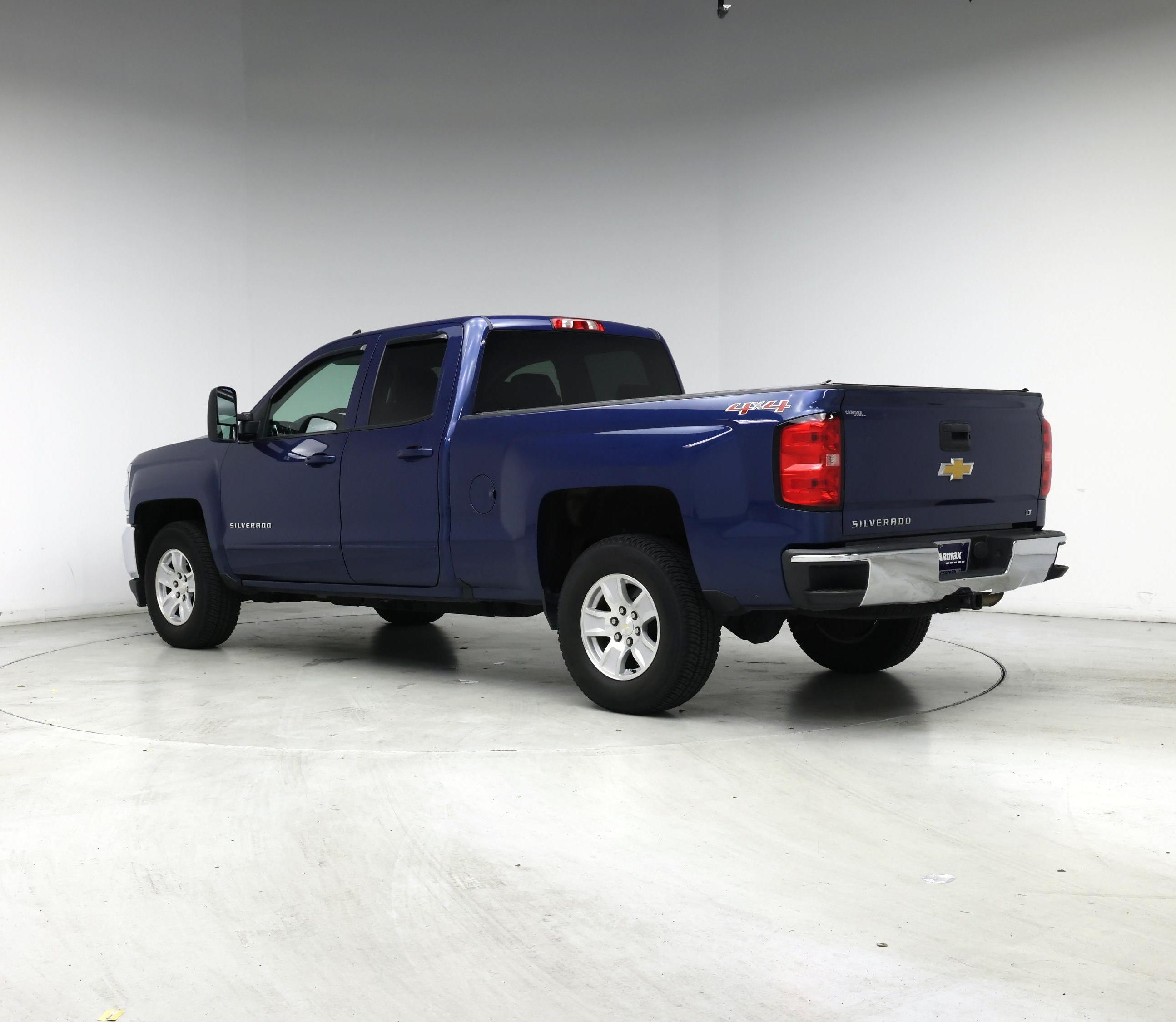 Thumbnail: 2017 Chevrolet Silverado 1500 - 2
