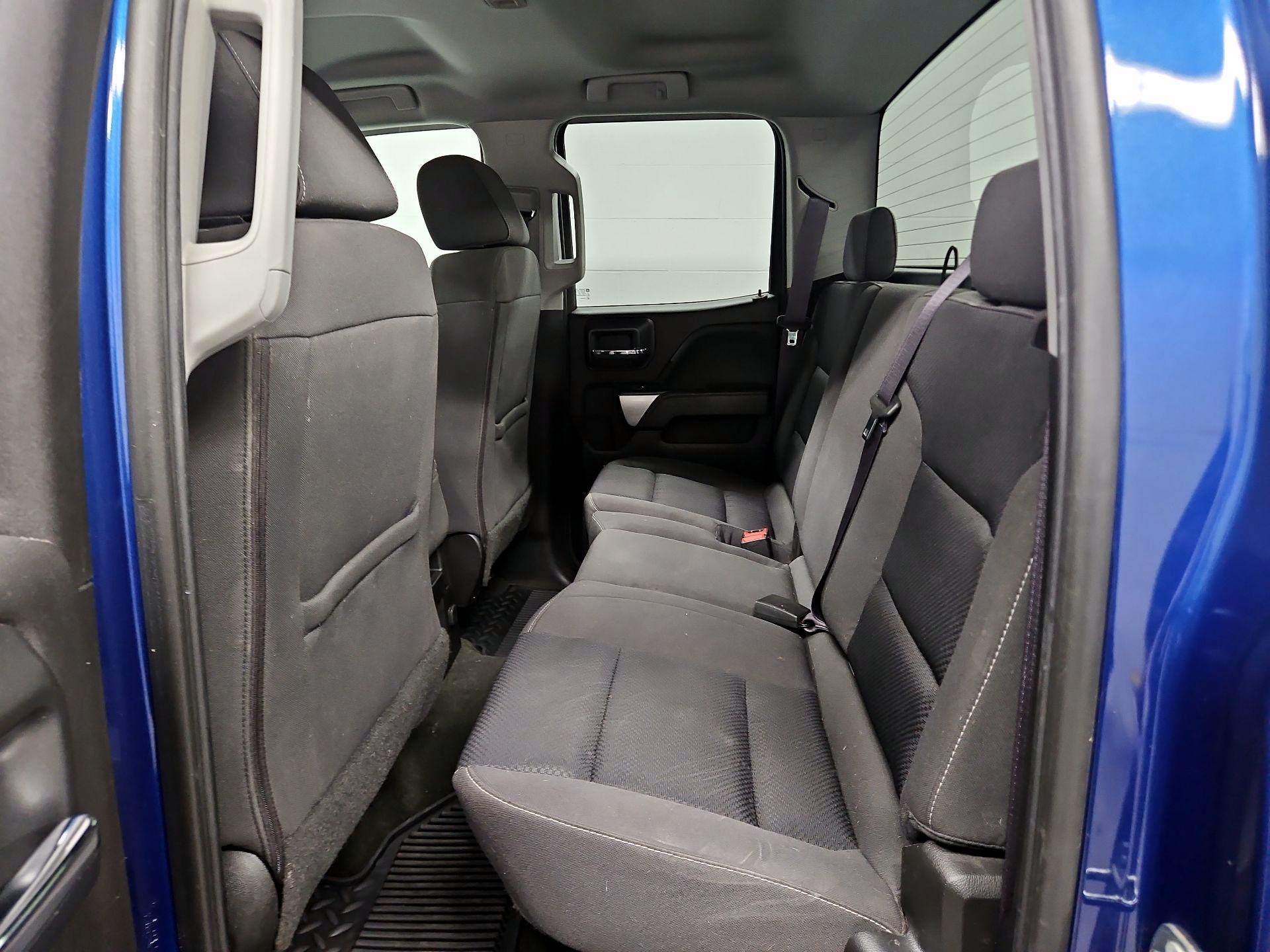 Thumbnail: 2017 Chevrolet Silverado 1500 - 19