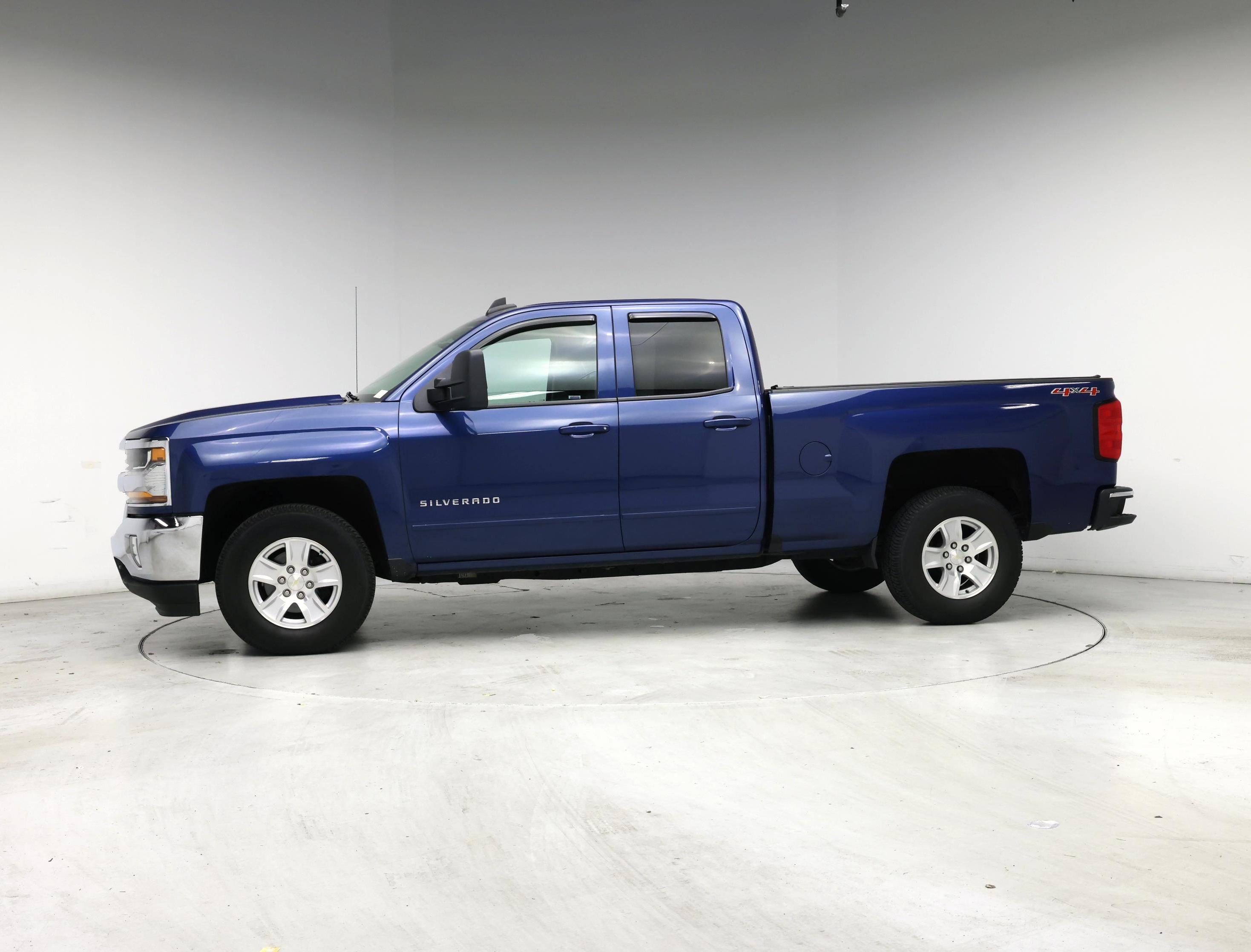 Thumbnail: 2017 Chevrolet Silverado 1500 - 3