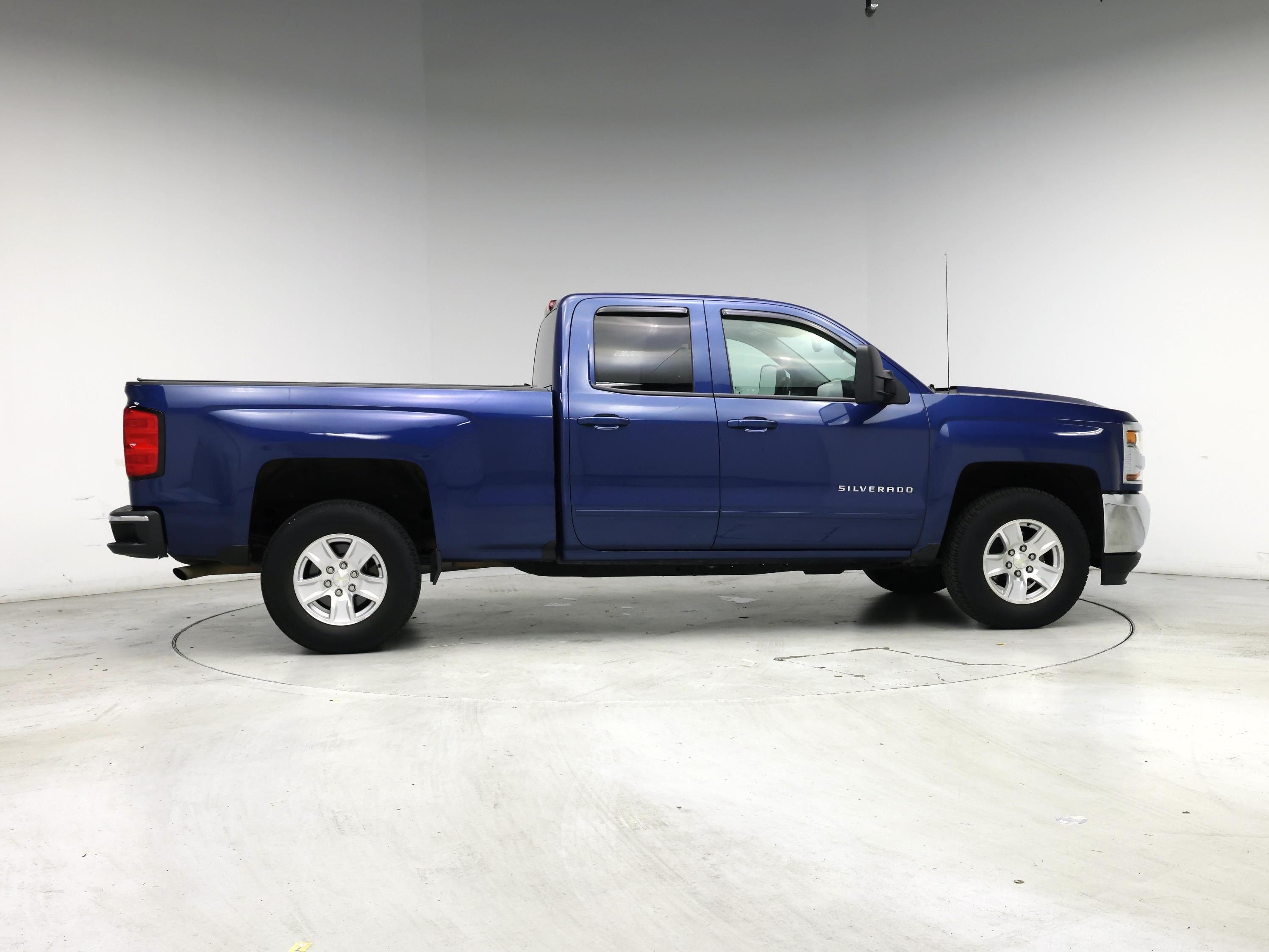 Thumbnail: 2017 Chevrolet Silverado 1500 - 7