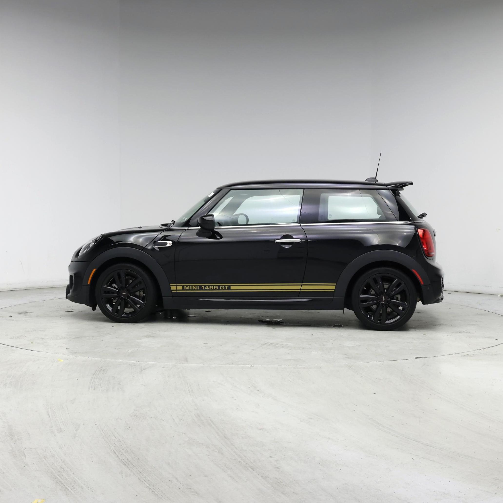Thumbnail: 2021 MINI Cooper Hardtop - 3