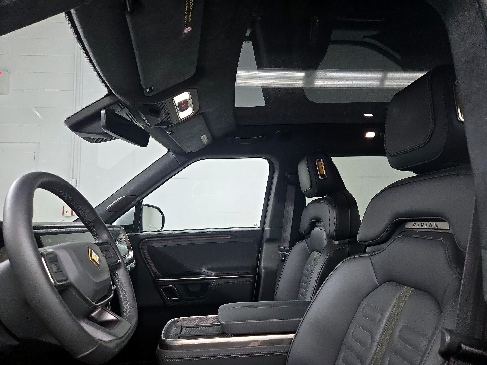 Thumbnail: 2023 Rivian R1T - 19