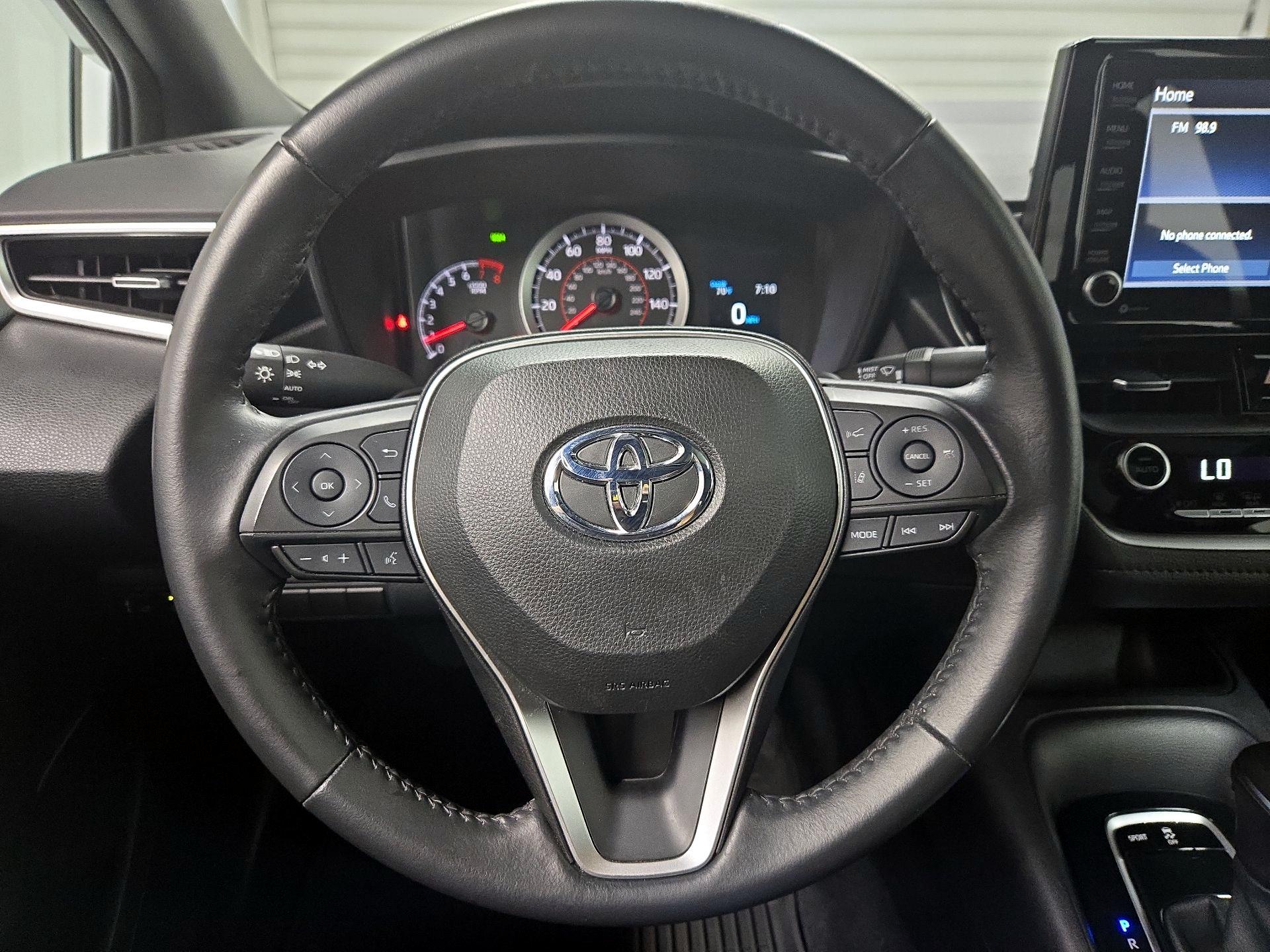 Thumbnail: 2022 Toyota Corolla - 10