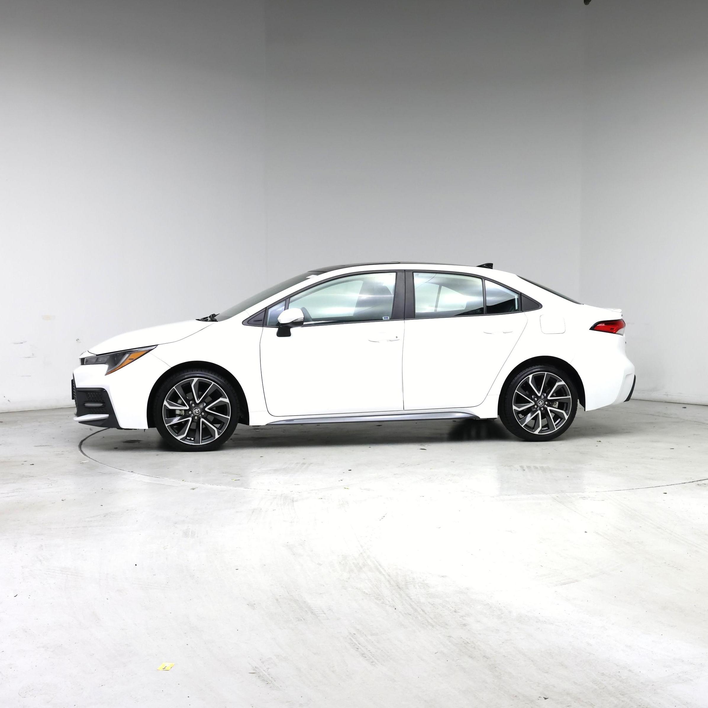 Thumbnail: 2022 Toyota Corolla - 3