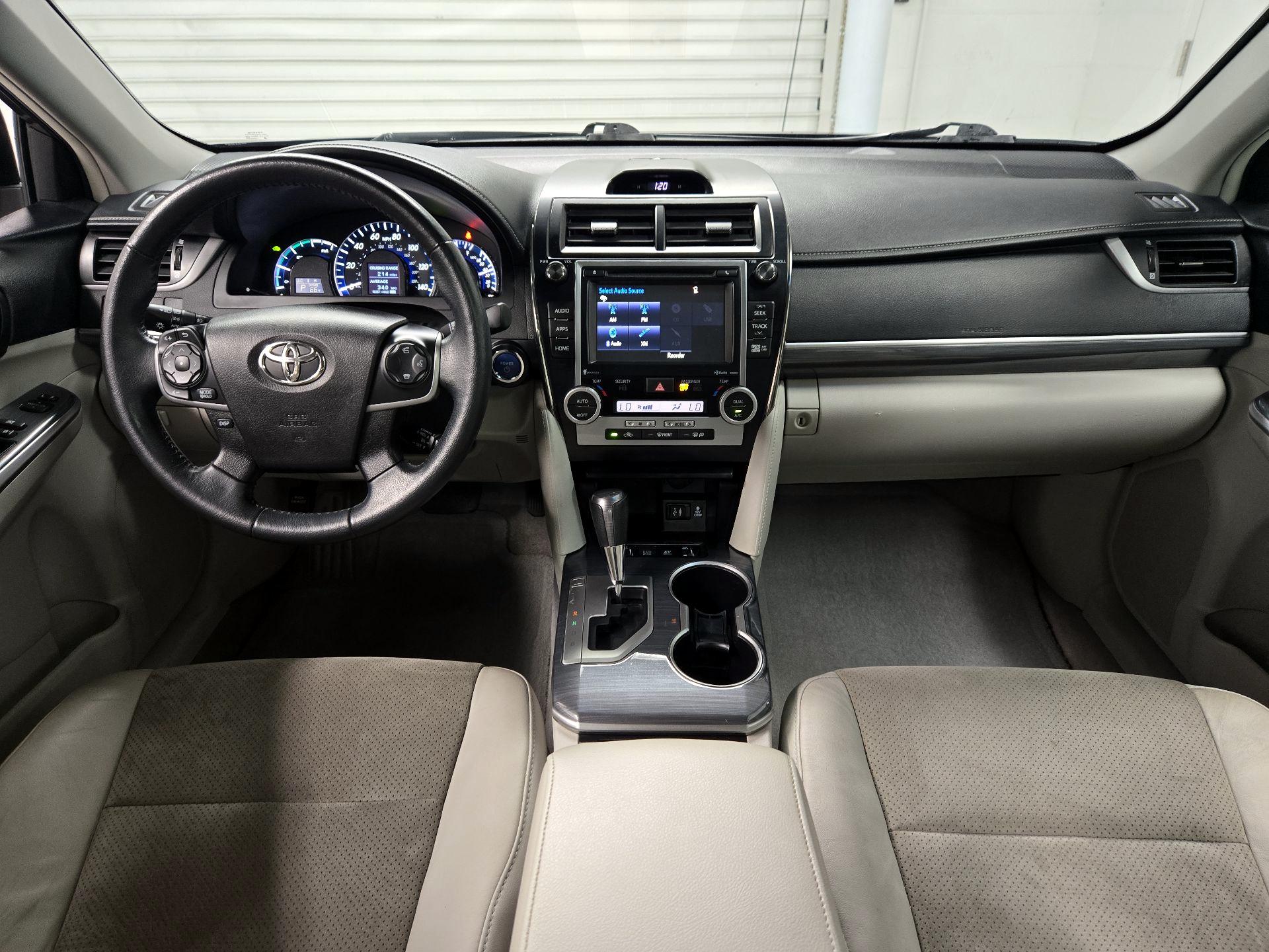 Thumbnail: 2014 Toyota Camry - 9
