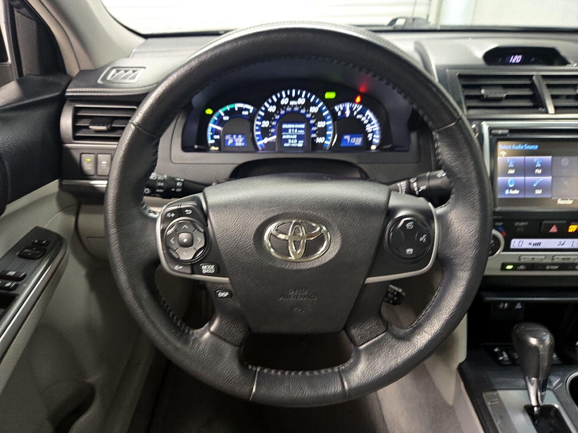 Thumbnail: 2014 Toyota Camry - 10