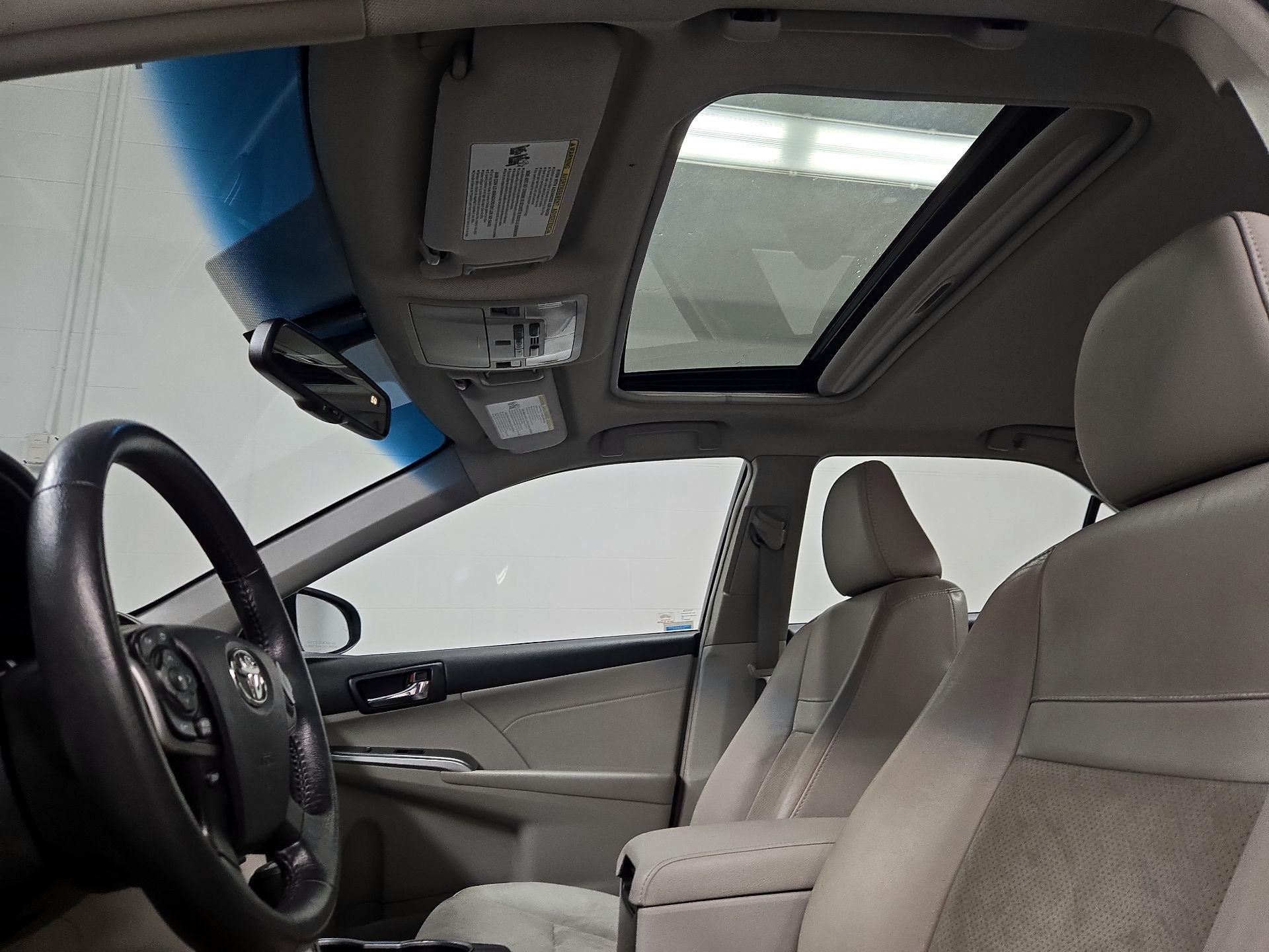 Thumbnail: 2014 Toyota Camry - 19