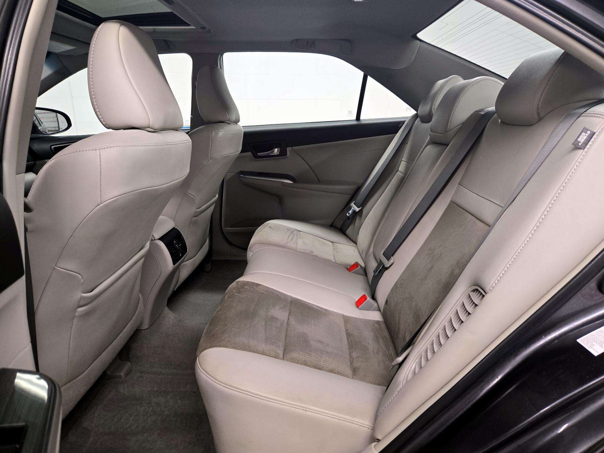 Thumbnail: 2014 Toyota Camry - 20