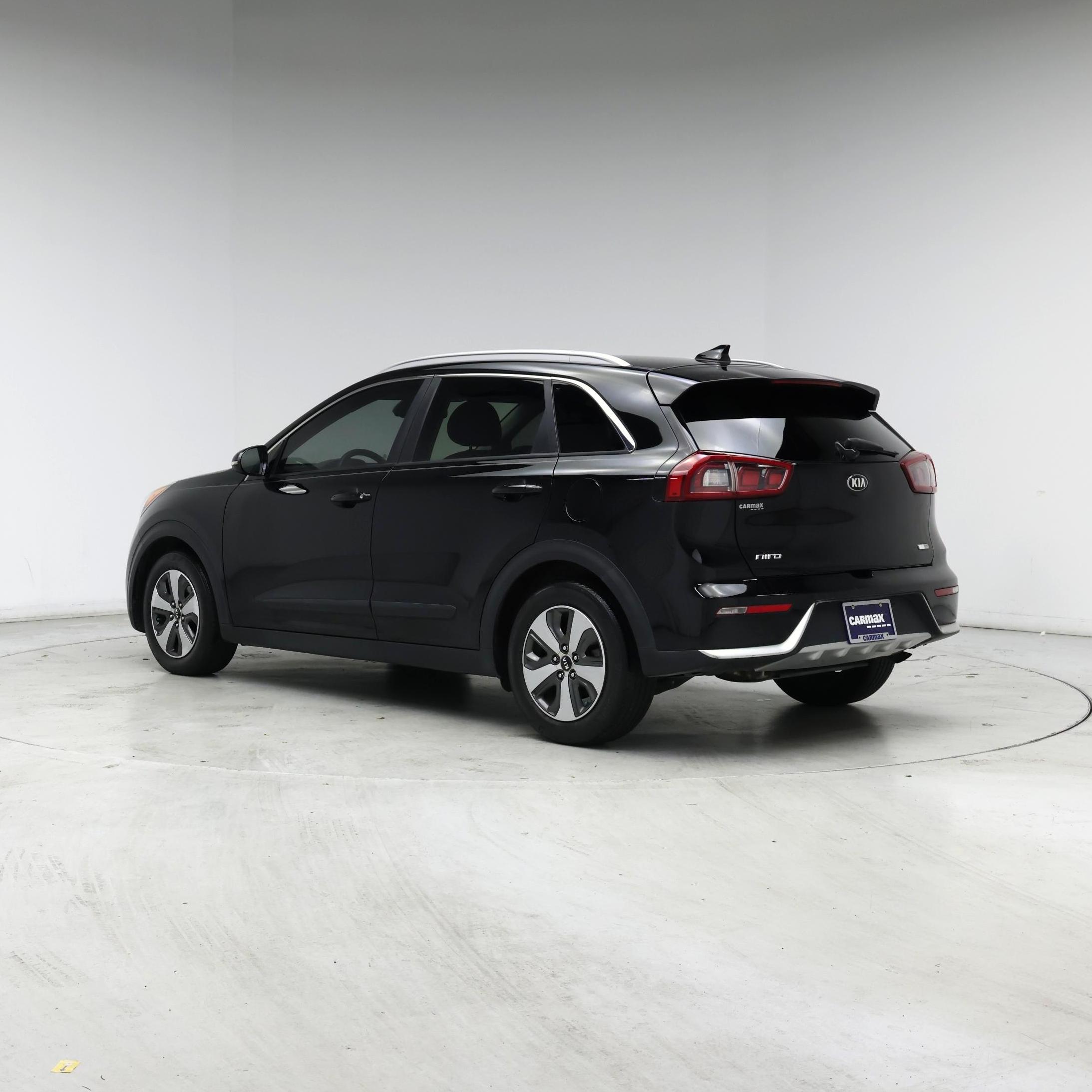 Thumbnail: 2017 Kia Niro - 2