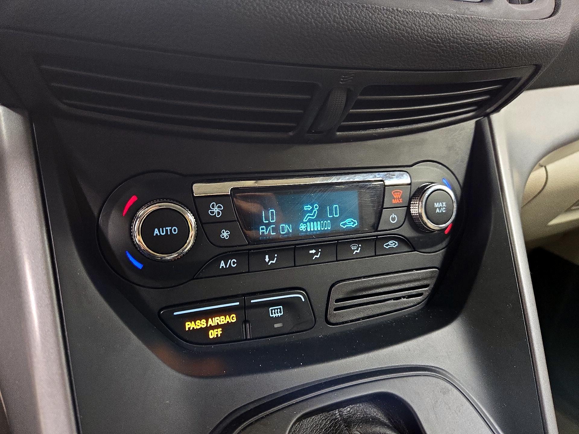 Thumbnail: 2016 Ford Escape - 16