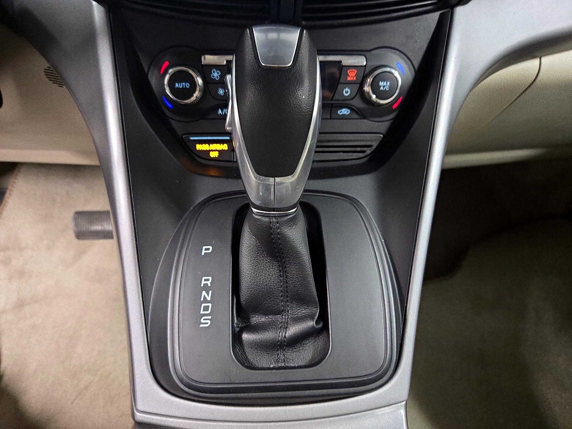 Thumbnail: 2016 Ford Escape - 17
