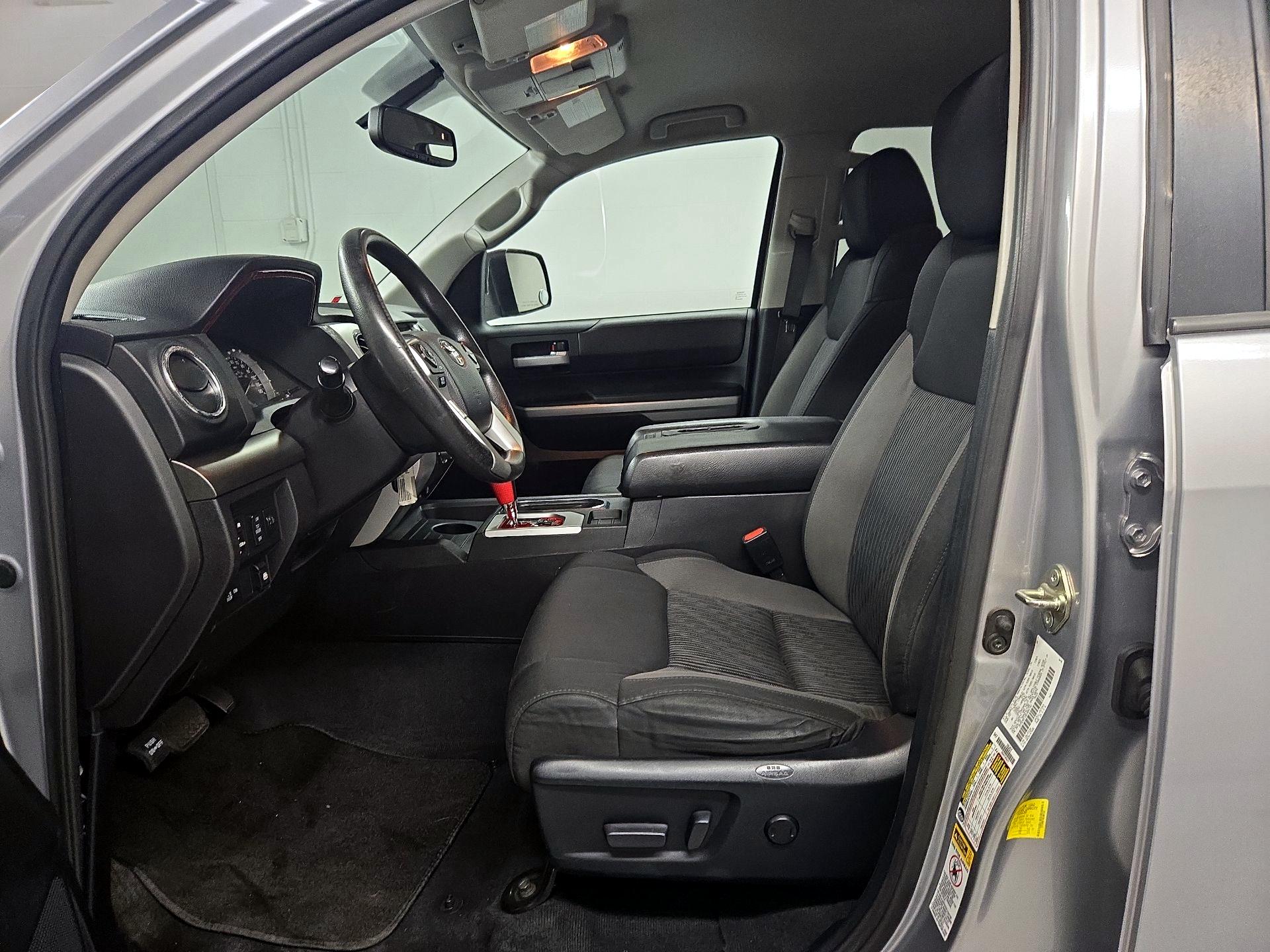 Thumbnail: 2014 Toyota Tundra - 11