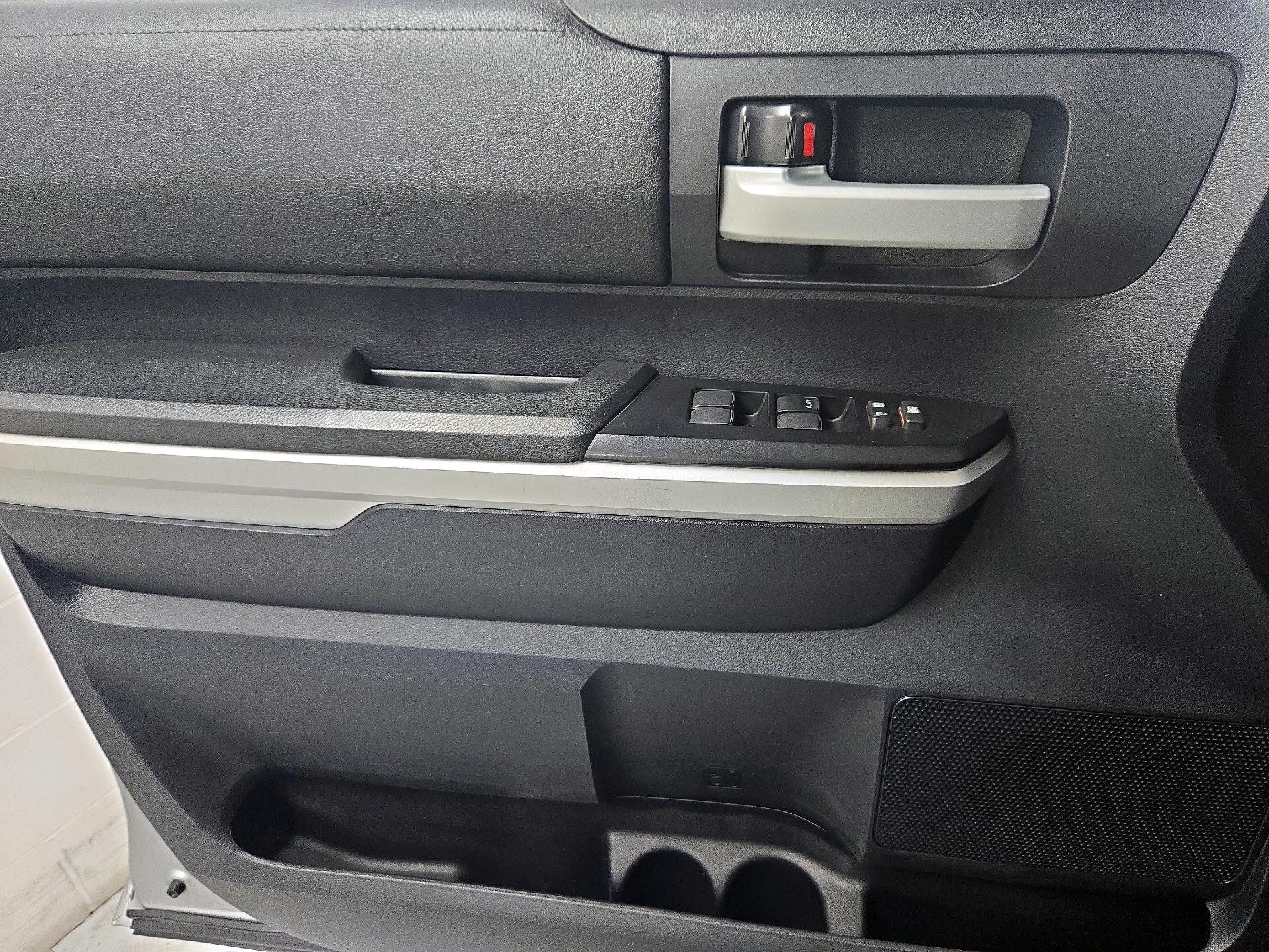Thumbnail: 2014 Toyota Tundra - 12