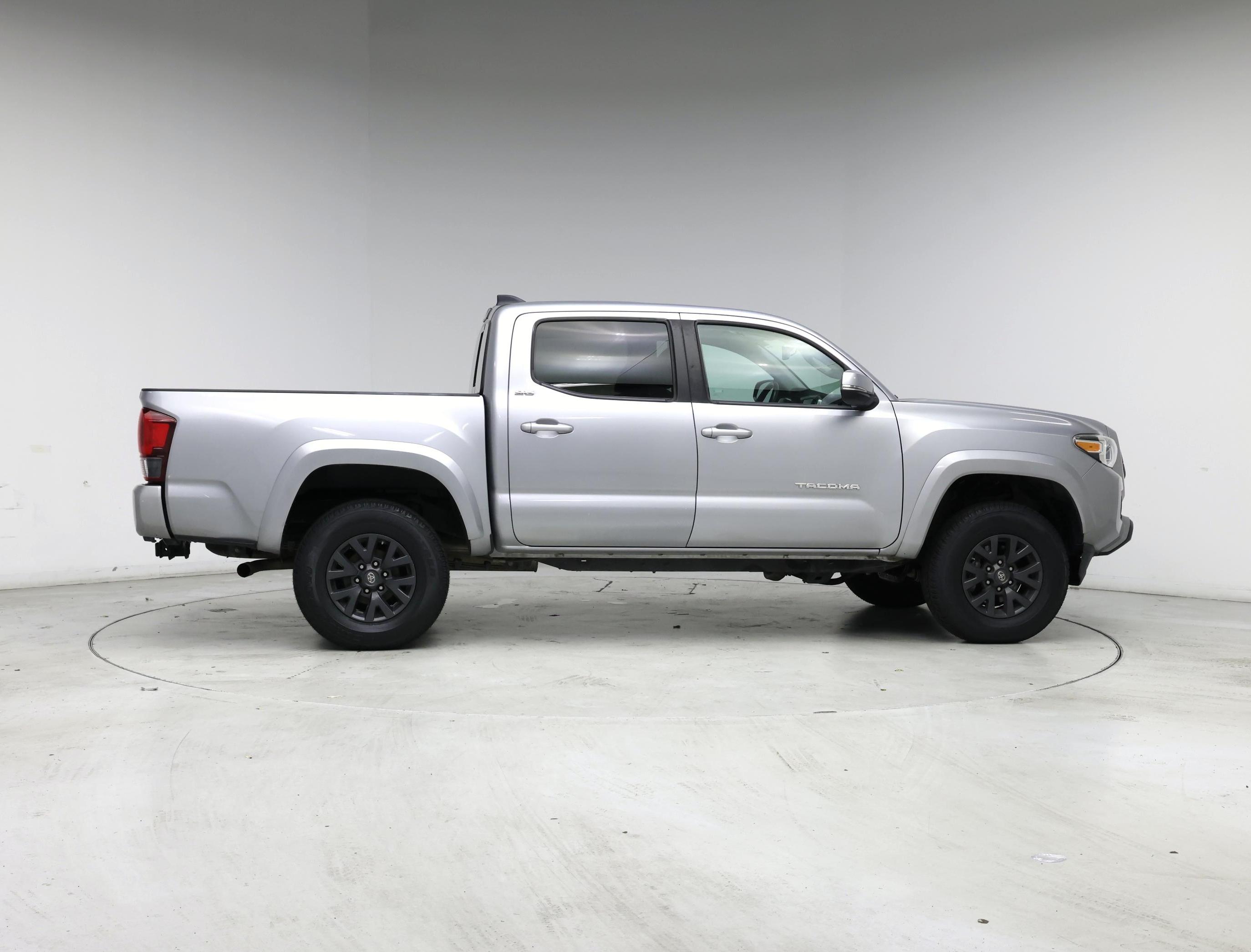 Thumbnail: 2021 Toyota Tacoma - 7