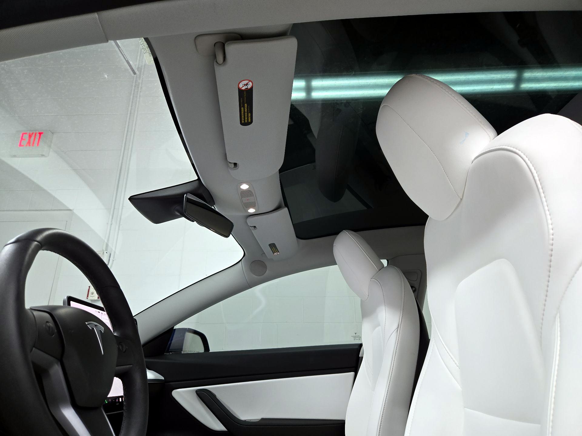 Thumbnail: 2020 Tesla Model 3 - 18