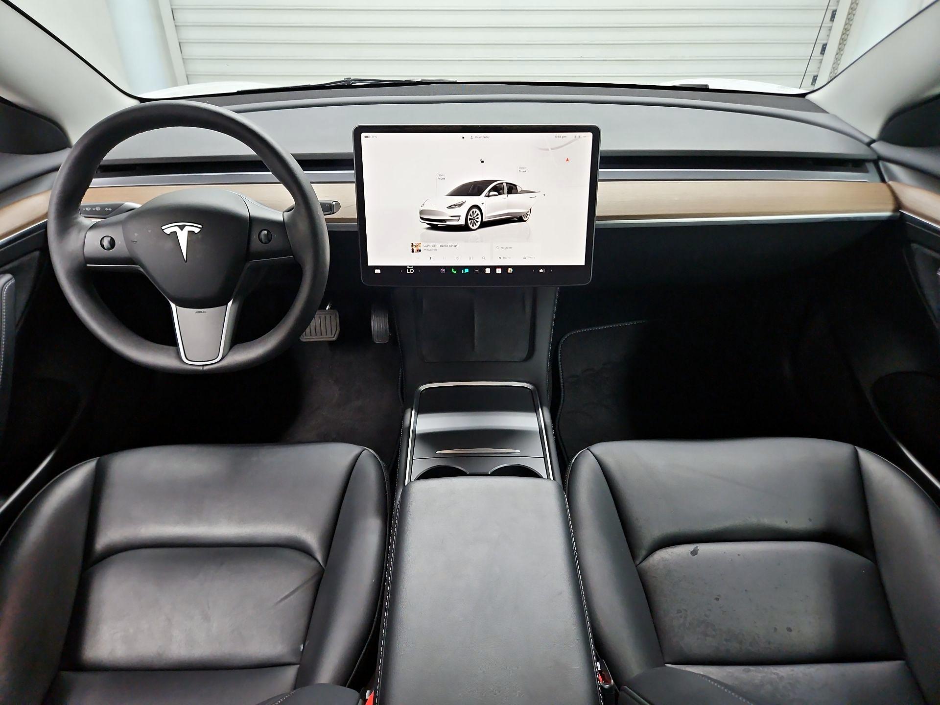 Thumbnail: 2023 Tesla Model 3 - 9