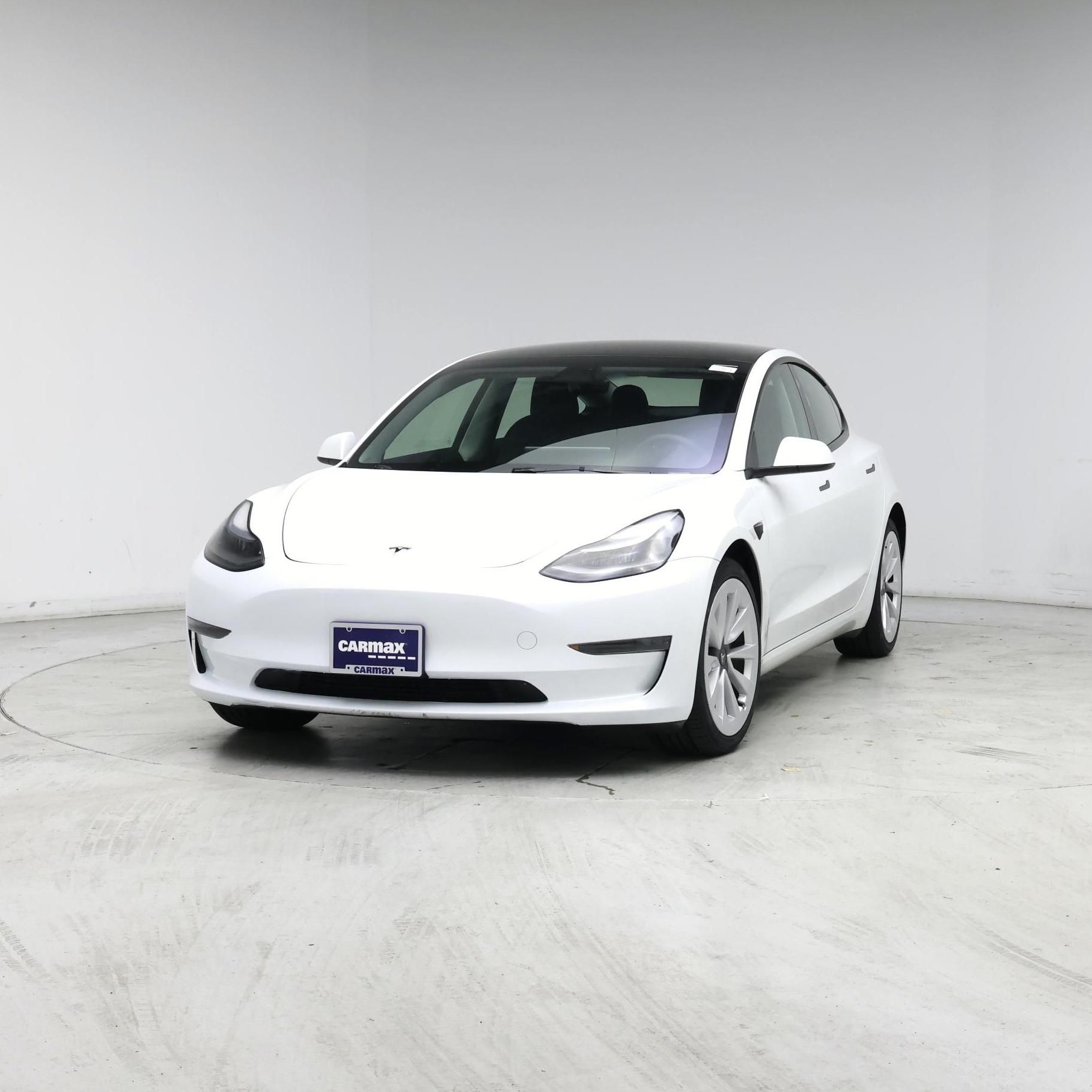 Thumbnail: 2023 Tesla Model 3 - 4