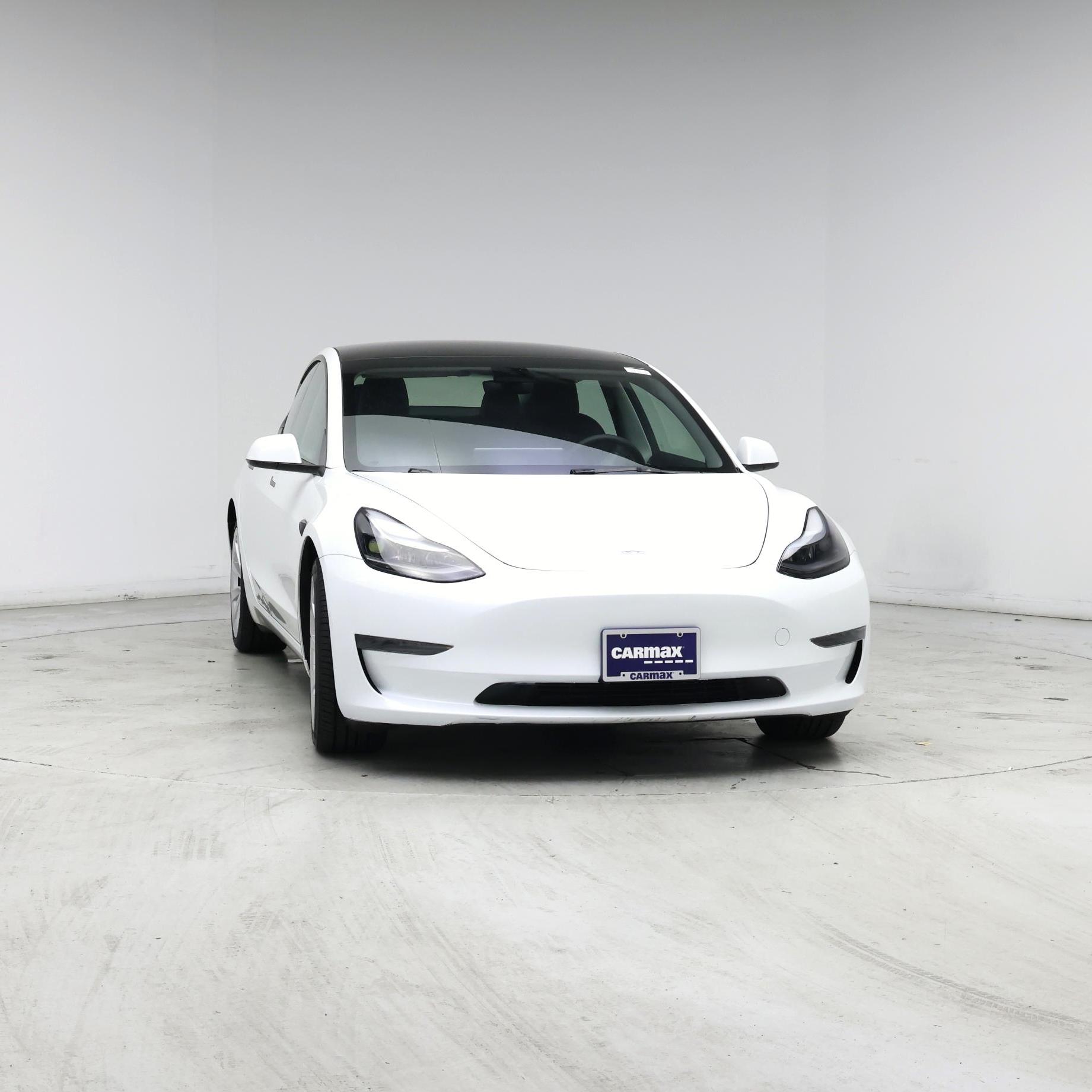 Thumbnail: 2023 Tesla Model 3 - 5