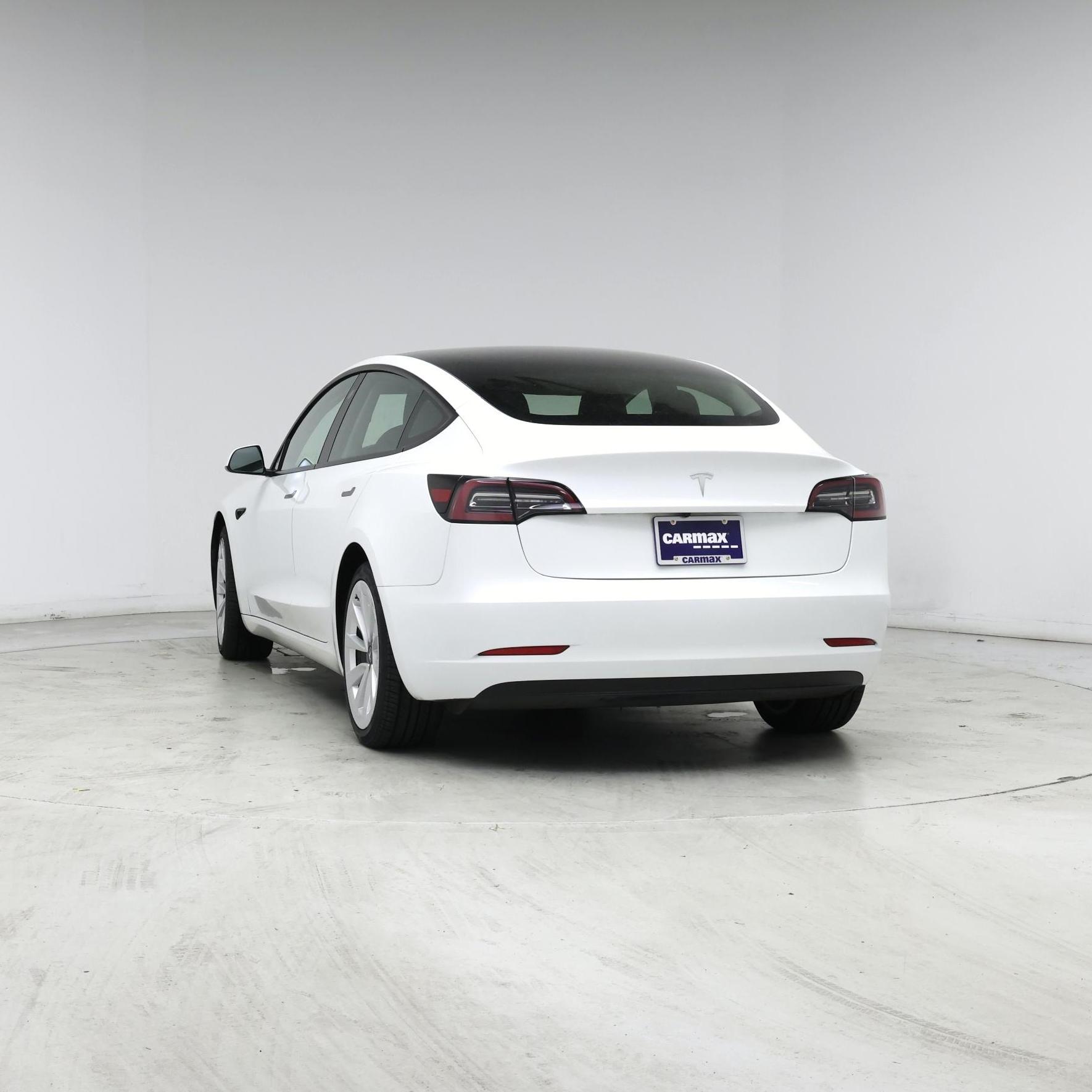 Thumbnail: 2023 Tesla Model 3 - 6
