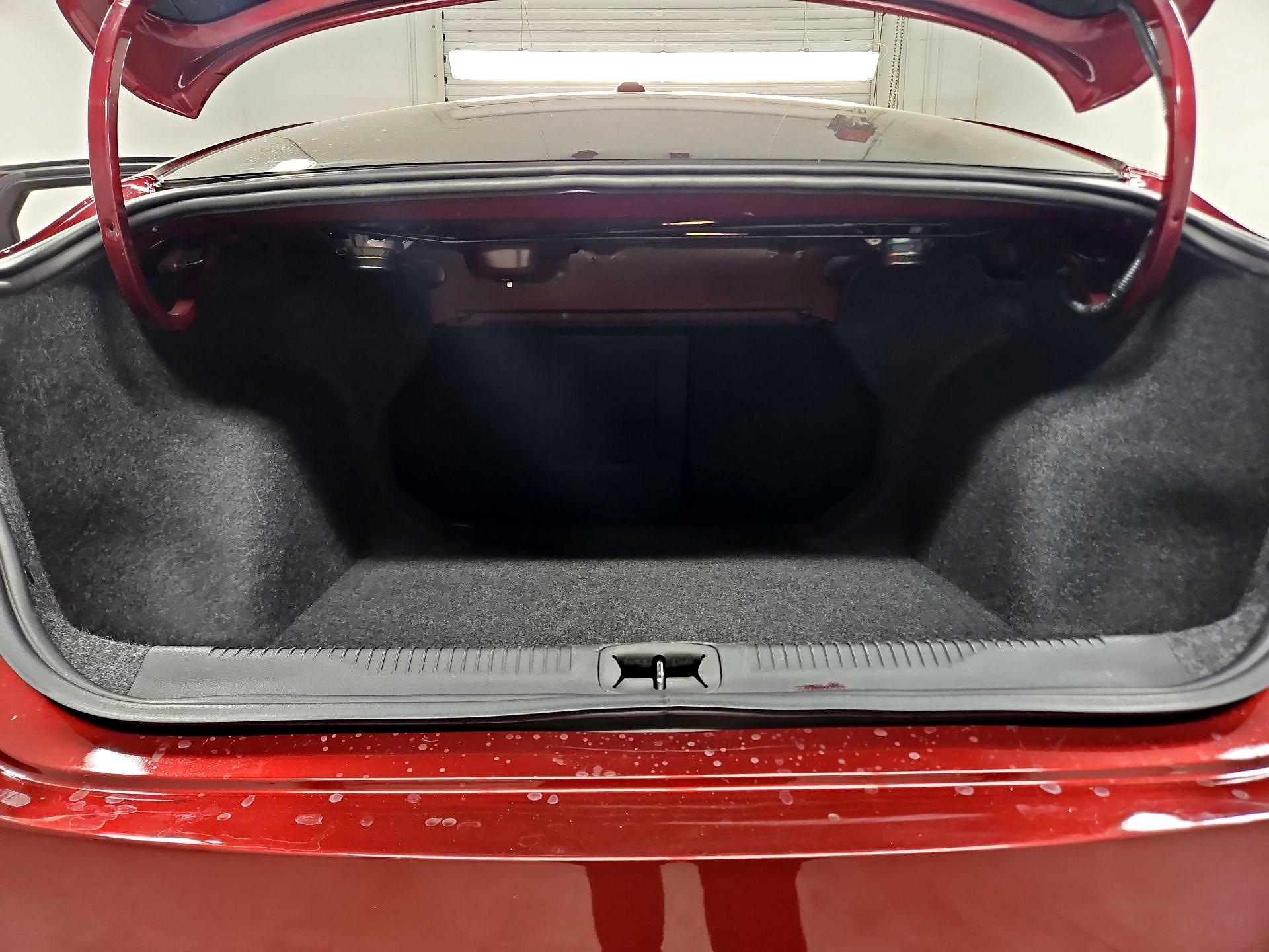 Thumbnail: 2015 Chrysler 200 - 19