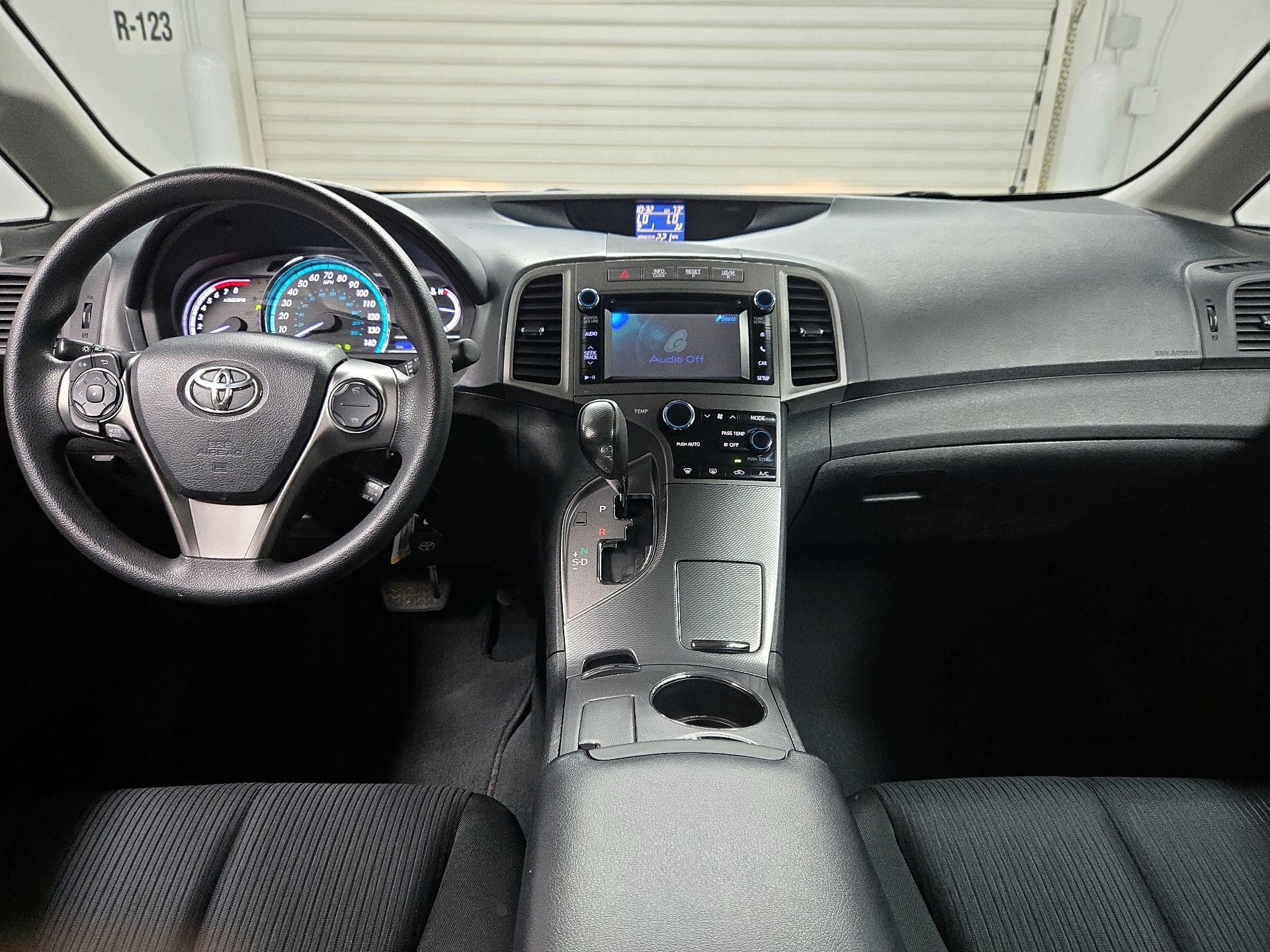 Thumbnail: 2014 Toyota Venza - 9