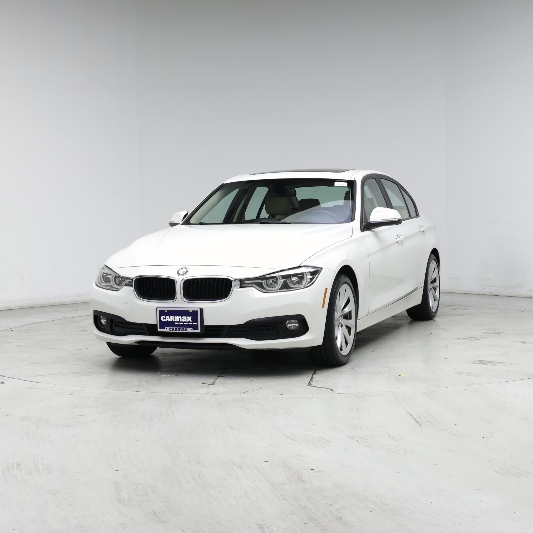 Thumbnail: 2018 BMW 3 Series - 4