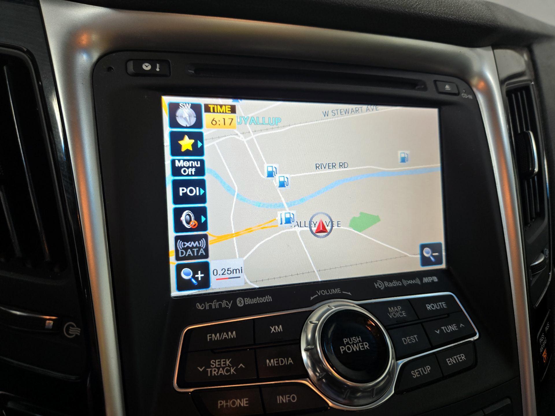 Thumbnail: 2013 Hyundai Sonata - 14