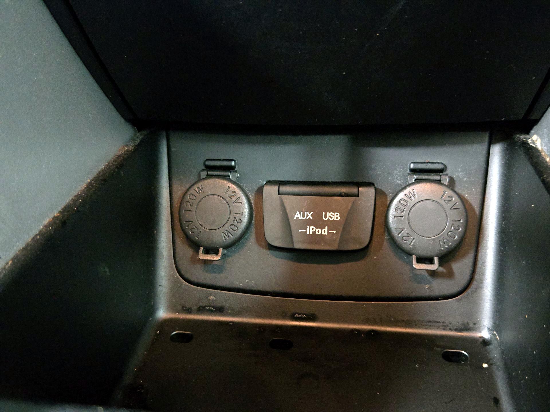 Thumbnail: 2013 Hyundai Sonata - 19
